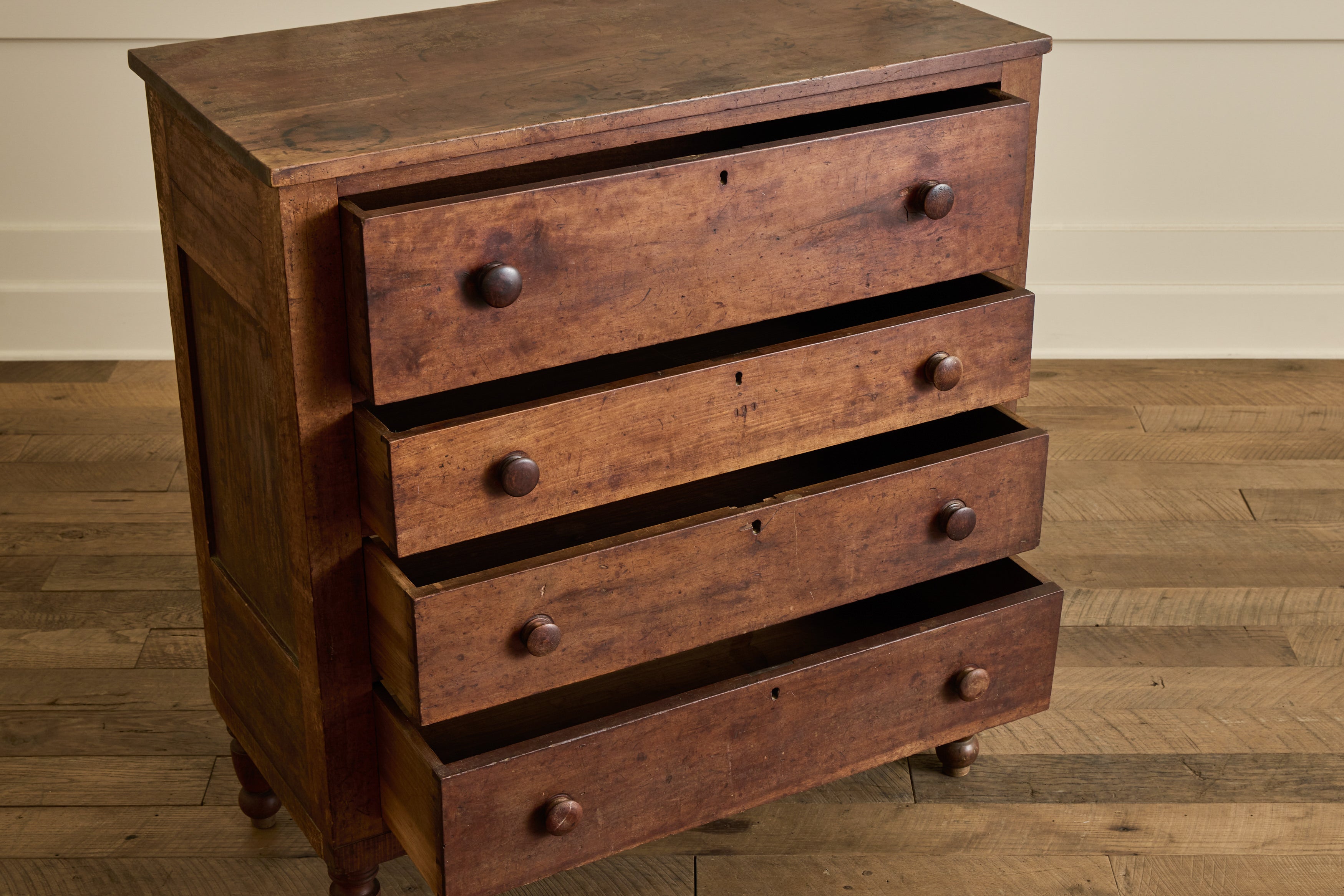 Cherry Wood Chest of Drawers