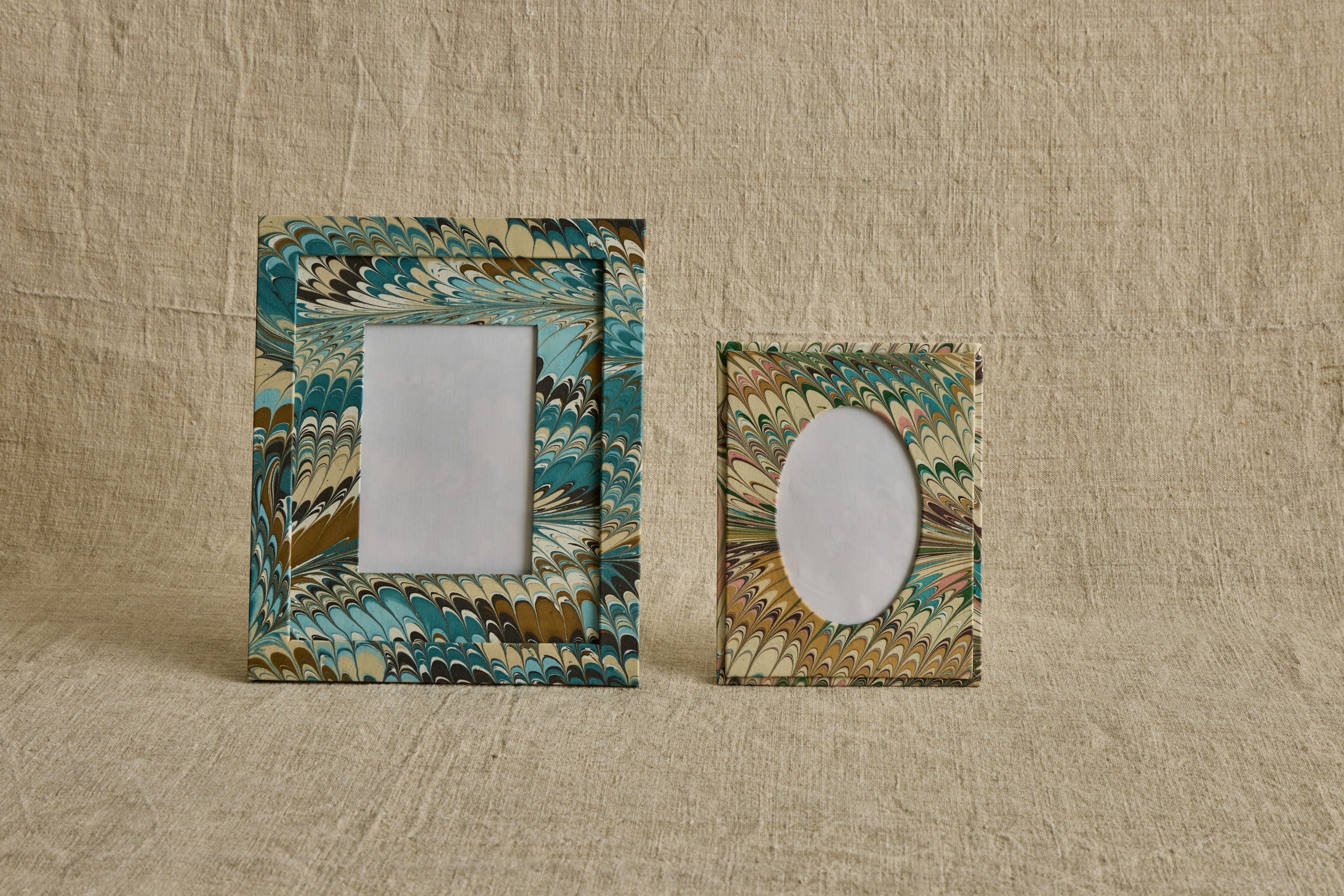 Marbled Flatiron Feathers Frames (Multiple Styles)