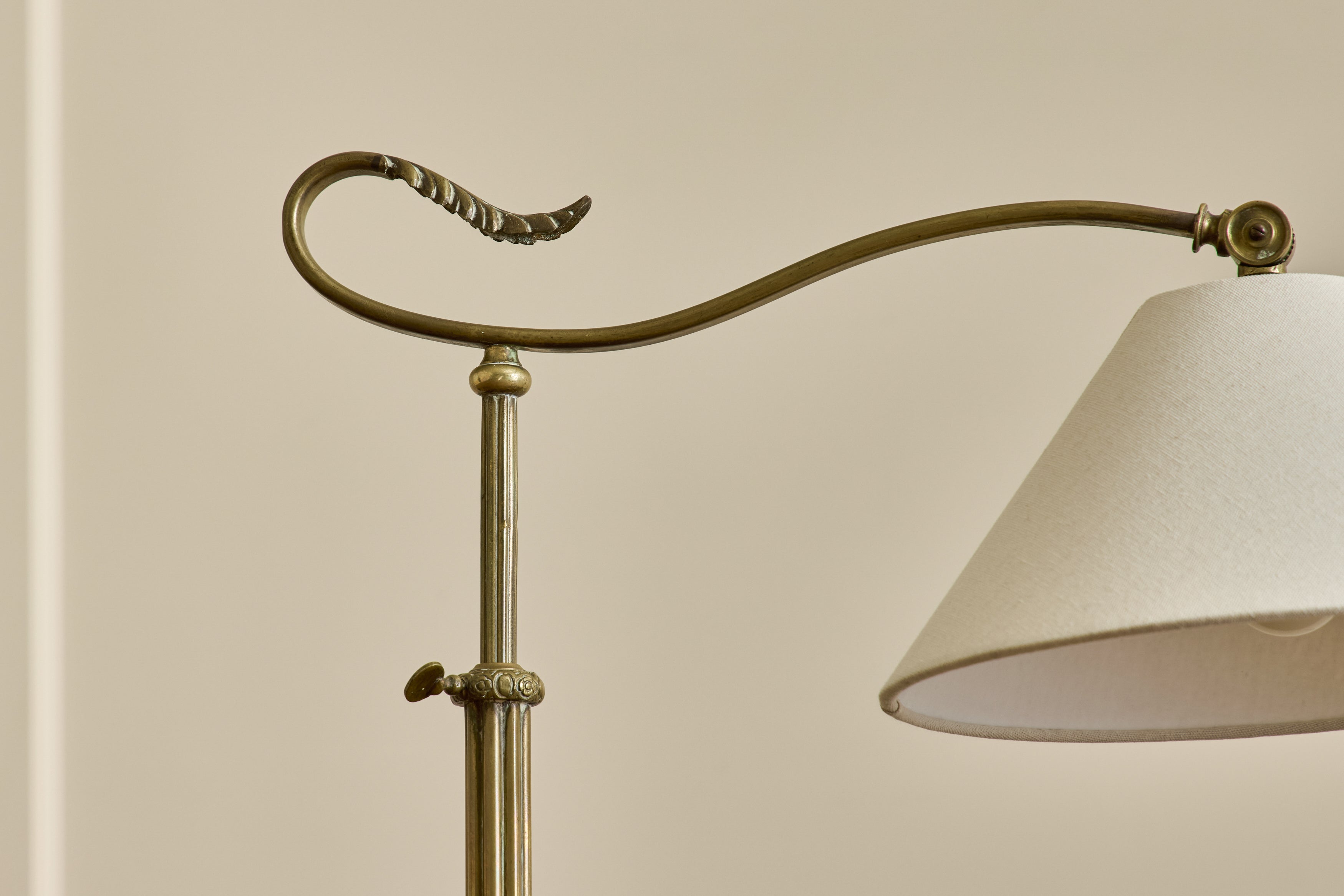 Deco Brass Floor Lamp