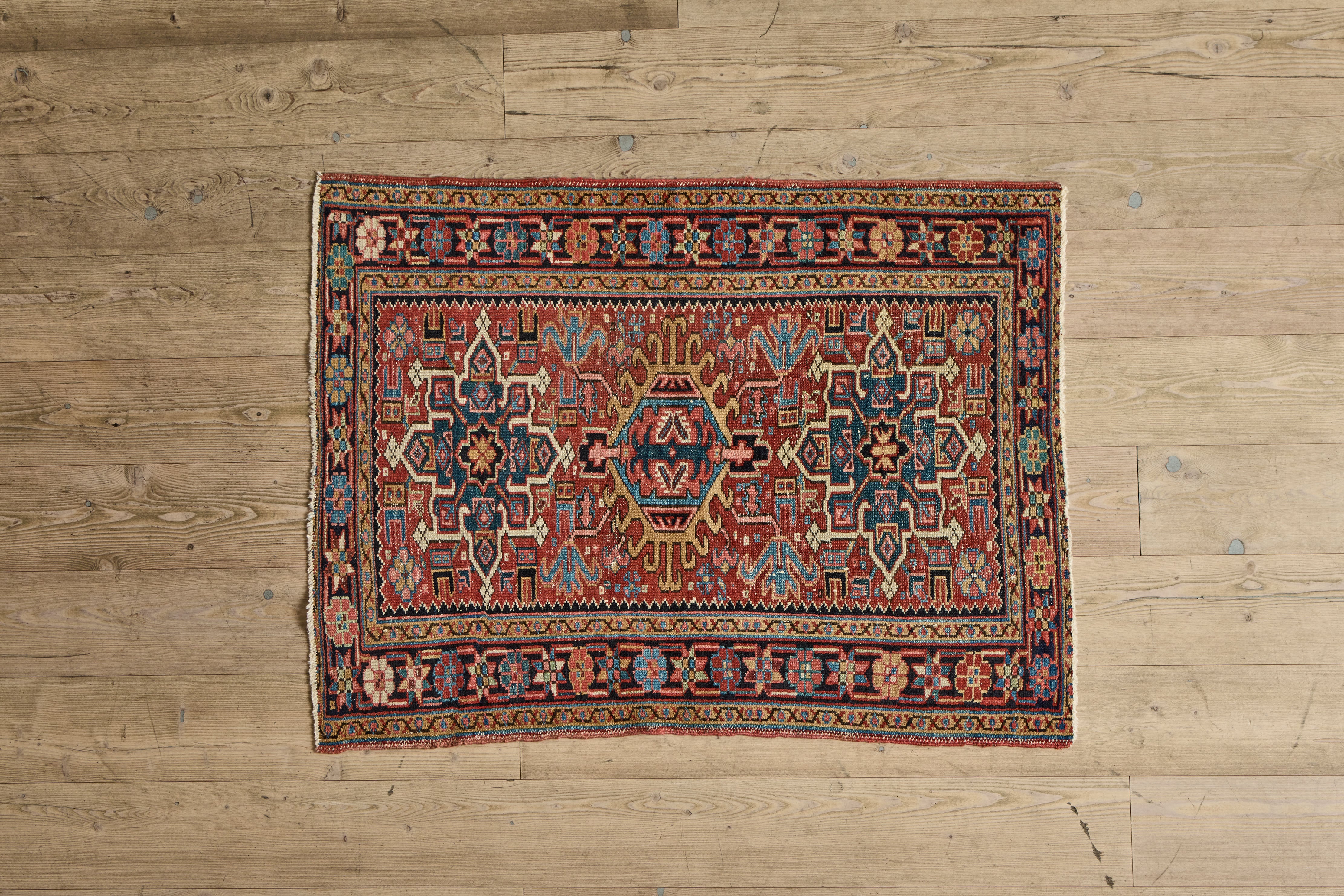 Heriz Scatter Rug 3’4 X 4’3