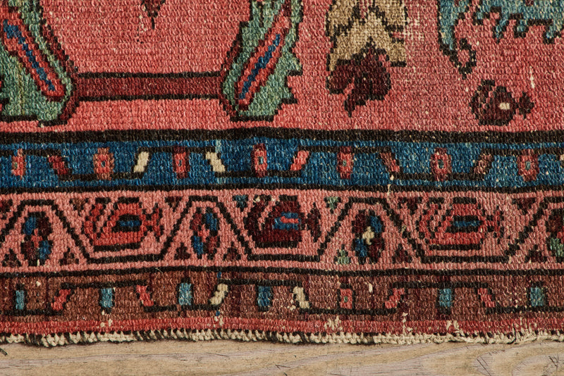 Floral Persian Throw Rug  2 ‘ X 2’9