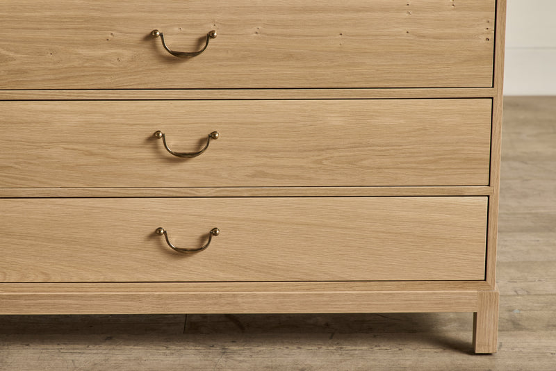 Campaign Dresser, 42"