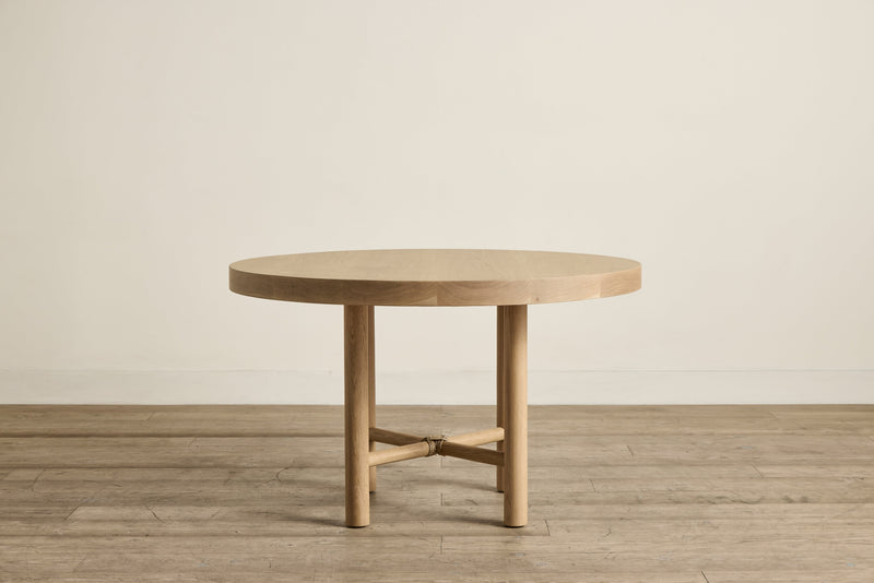 Round Dining Table, 48"