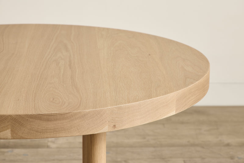 Round Dining Table, 48"
