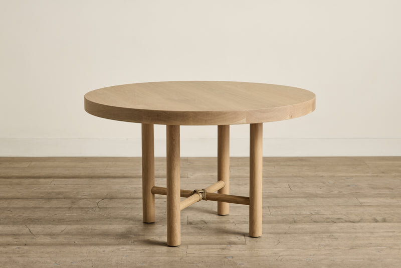 Round Dining Table, 48"