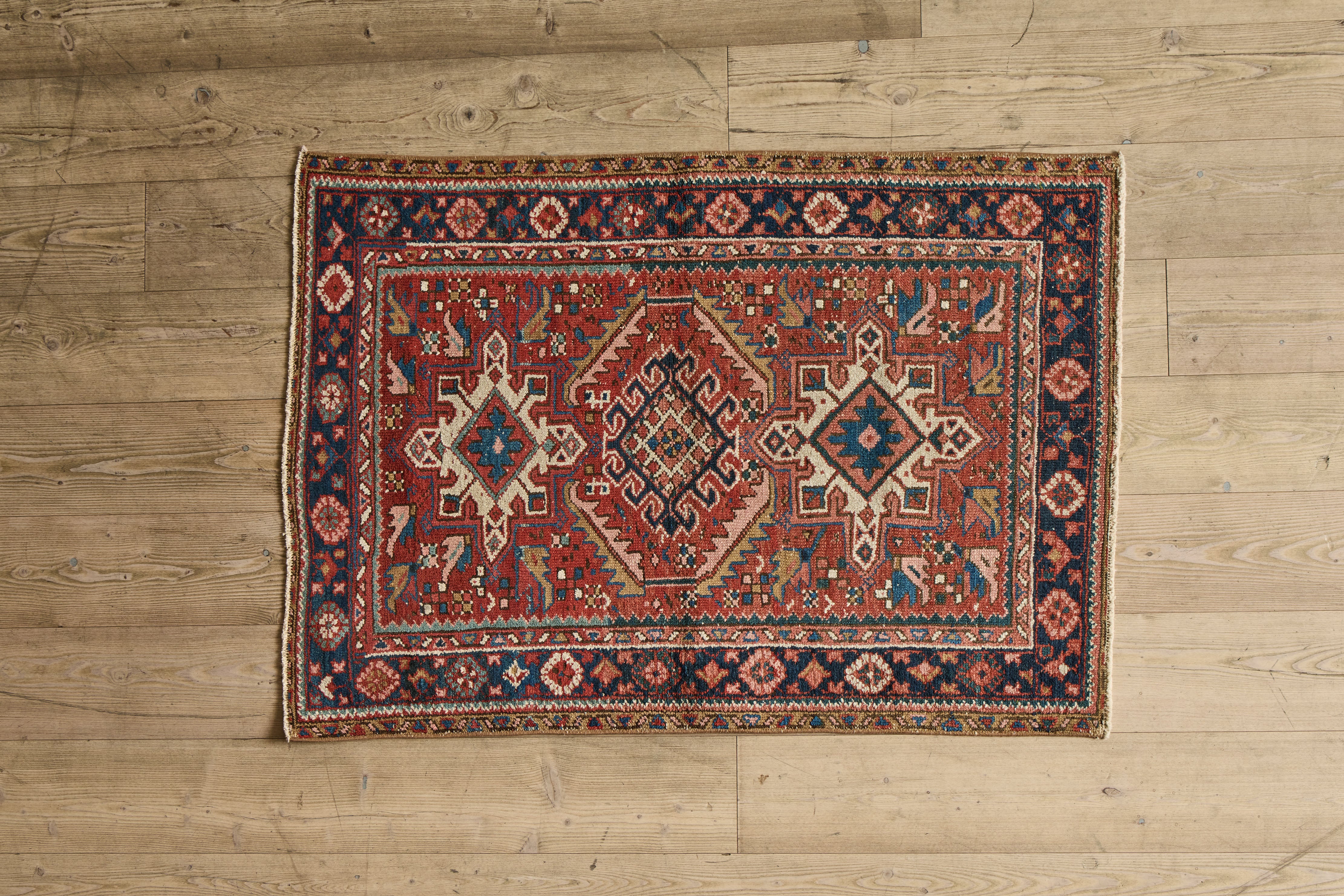 Red & Blue Heriz Throw Rug 3’3 X 4’2