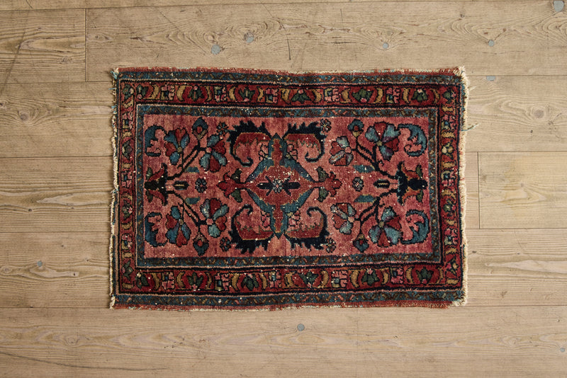 Petite Malayer Throw Rug 2 X 2’10