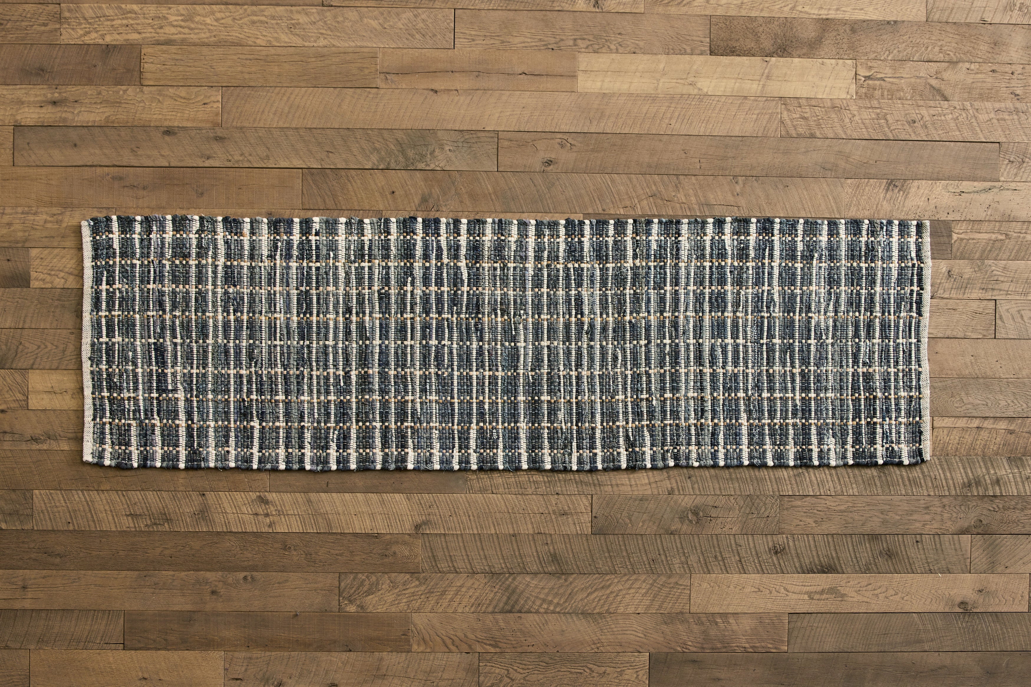 Chemise Rug (Multiple Sizes)