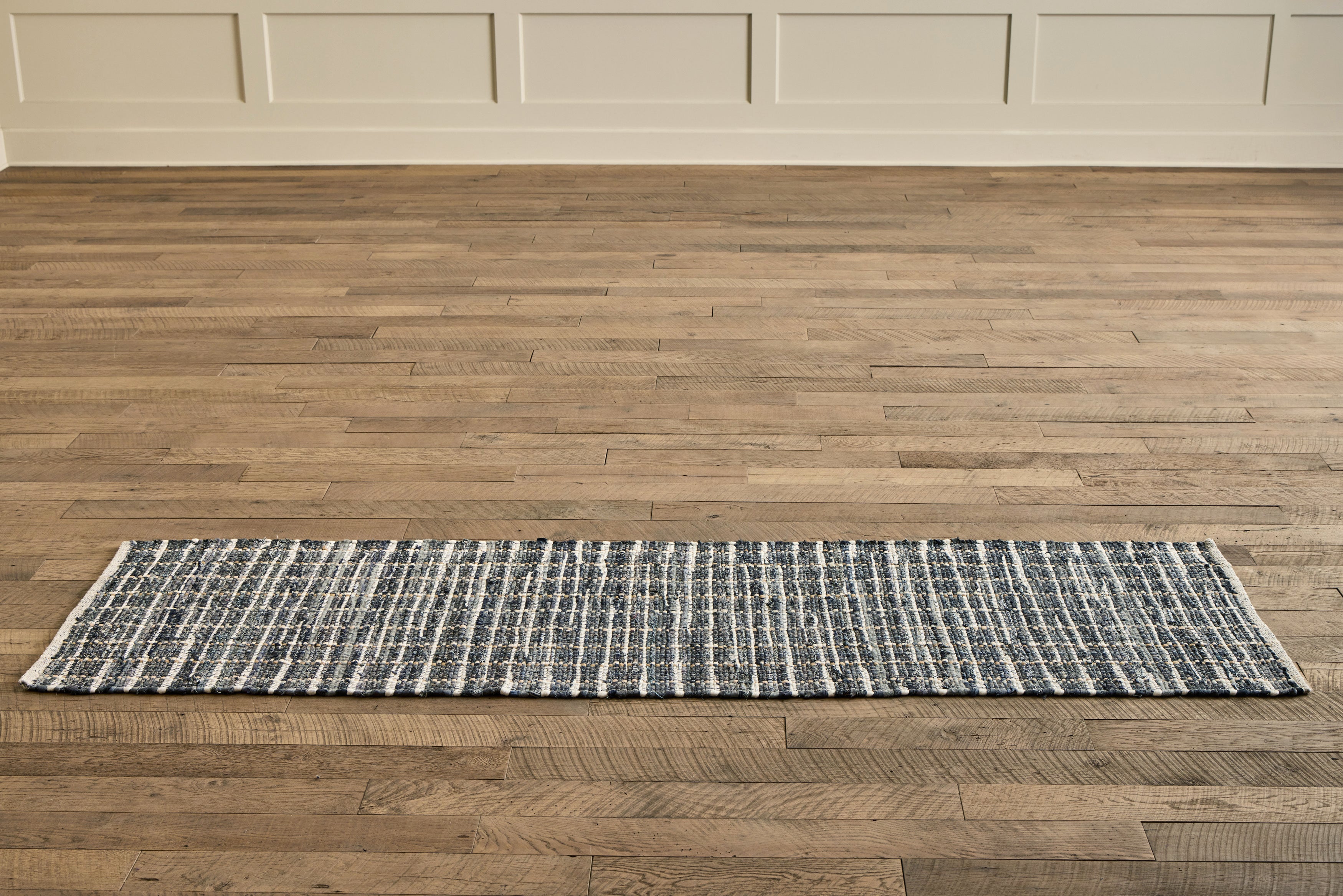 Chemise Rug (Multiple Sizes)