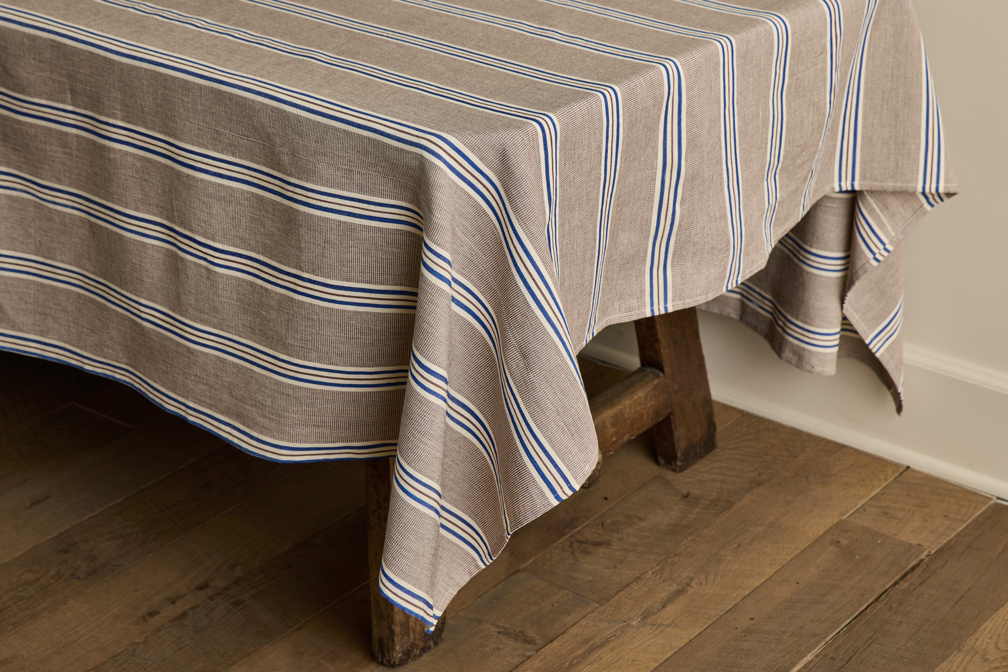 Tablecloth in Chocolate with  Blue Stripe