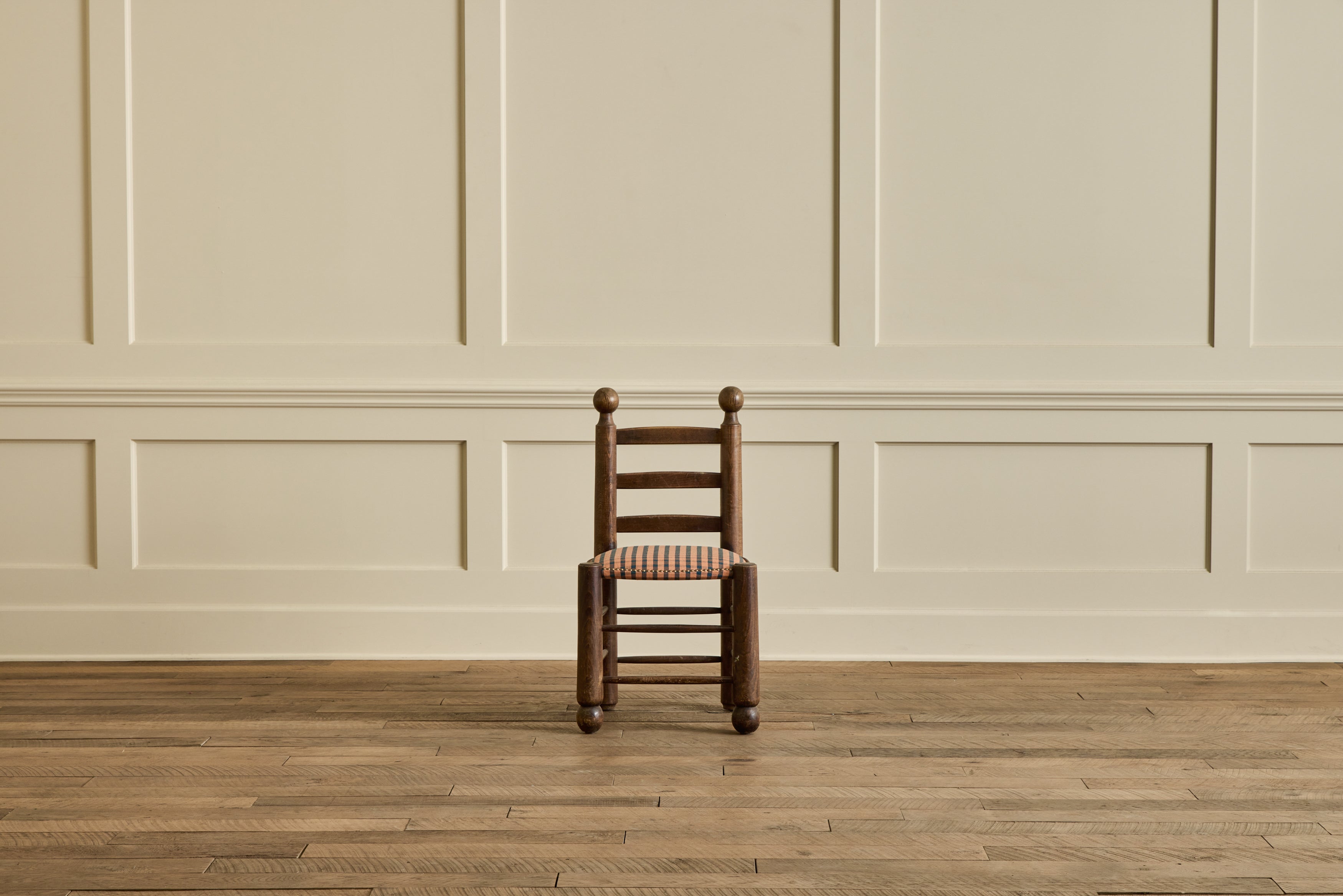 Set of 4 Dudouyt Chairs
