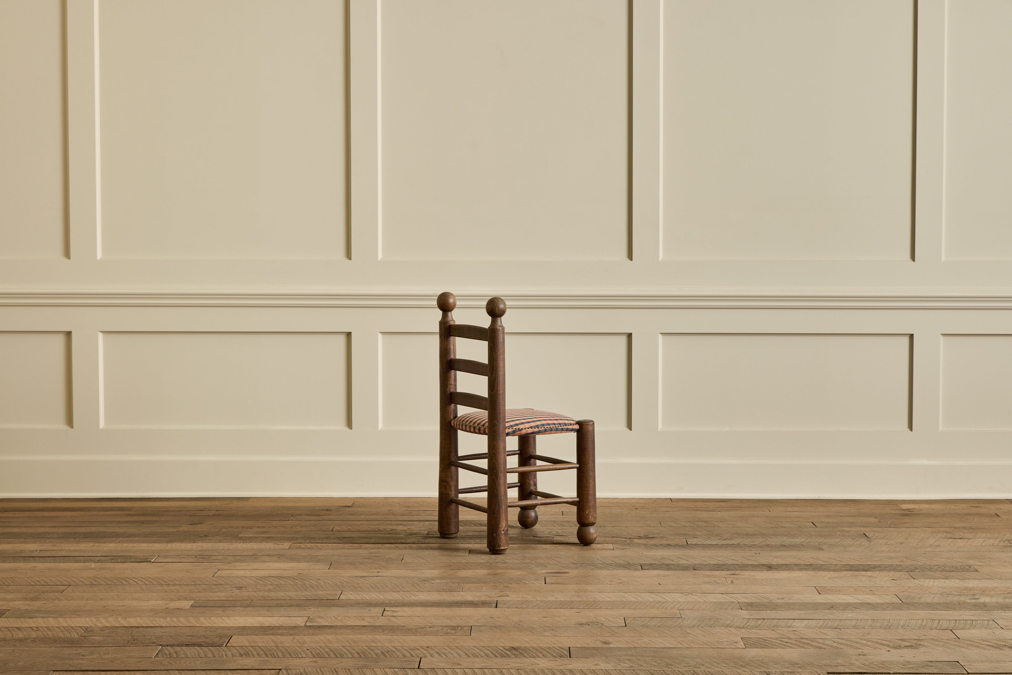 Set of 4 Dudouyt Chairs