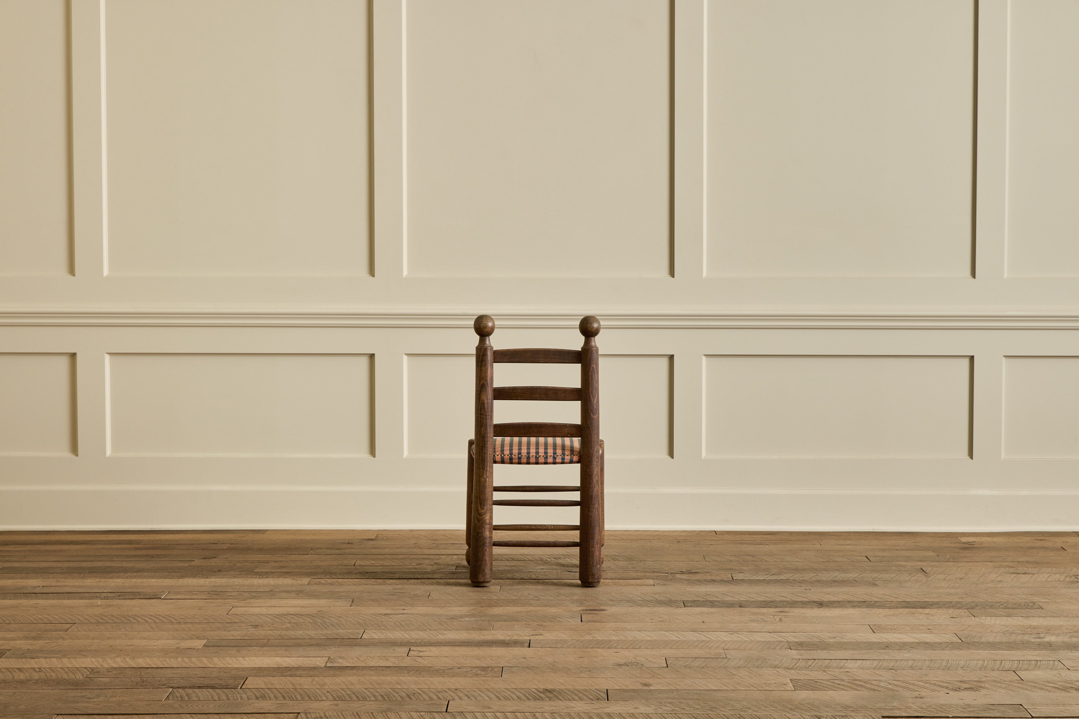 Set of 4 Dudouyt Chairs