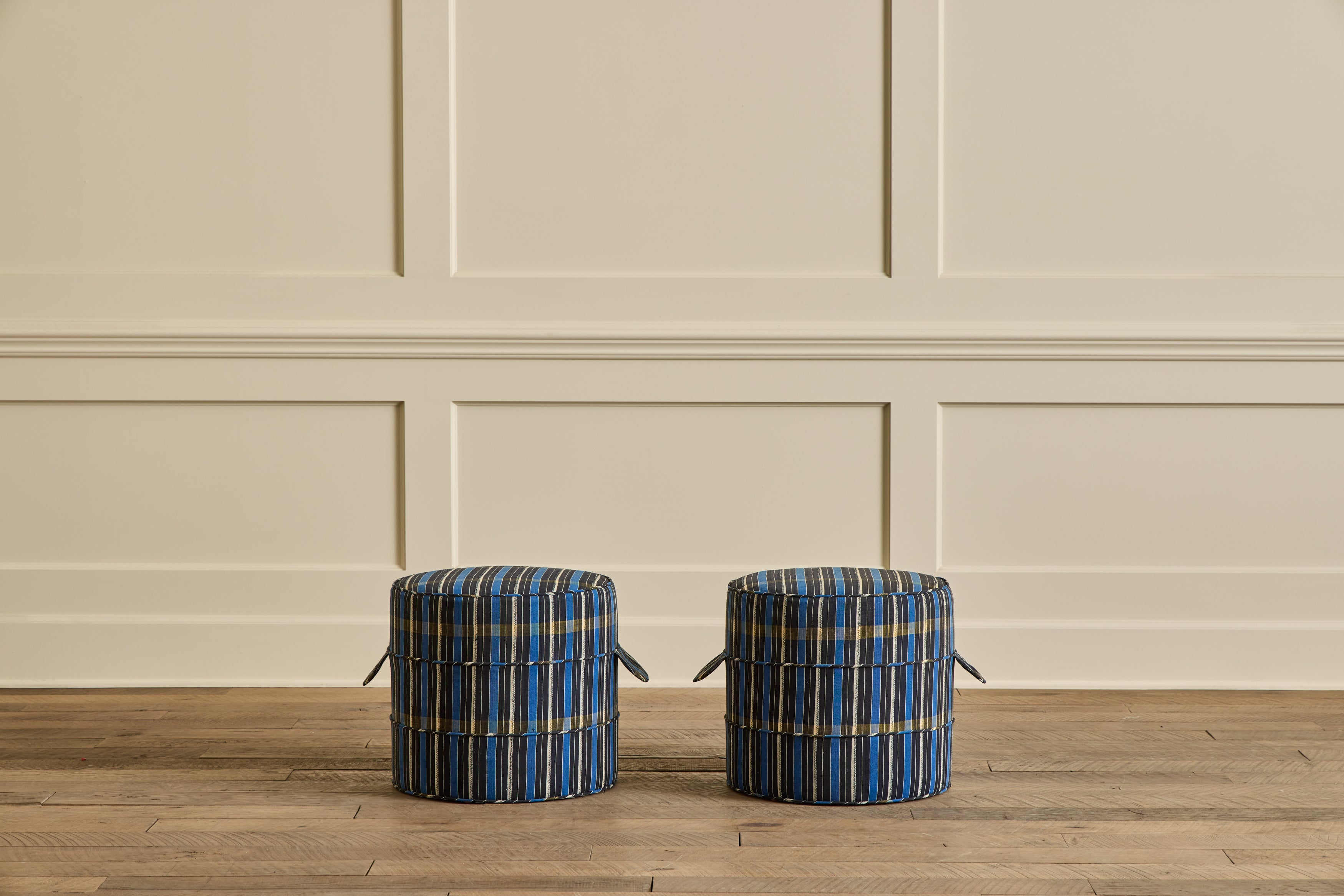 Round Hassock, 17"