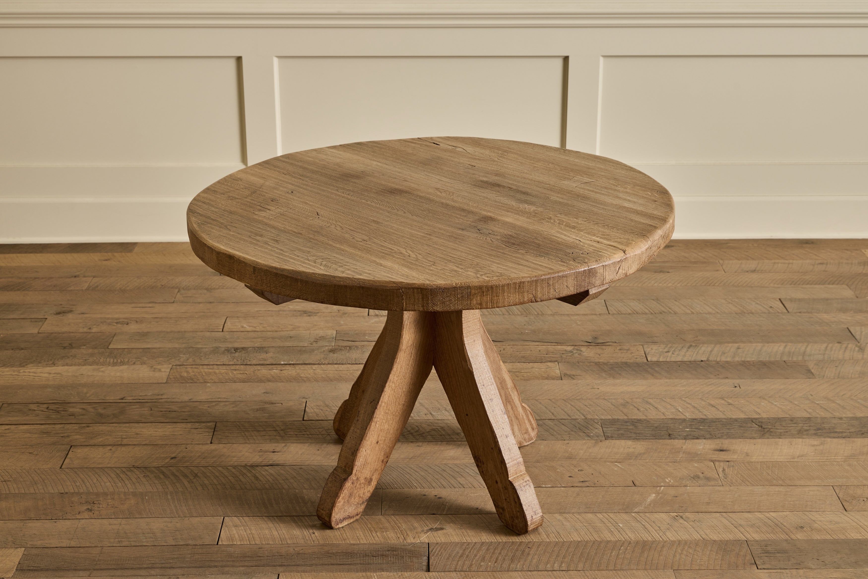 De Puydt Oak Dining Table