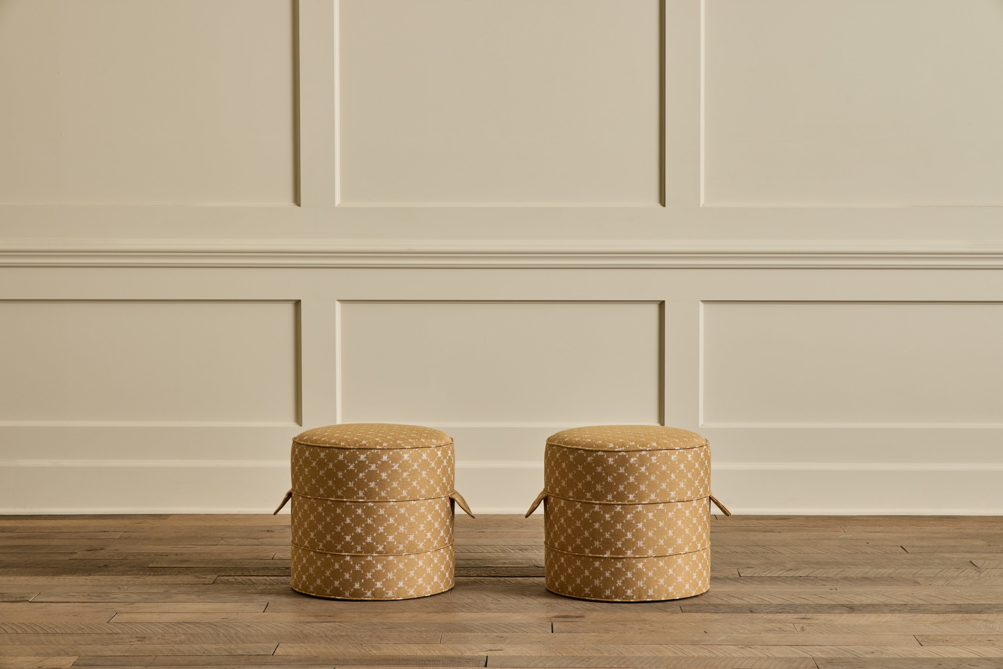 Outdoor Hassock, 17"