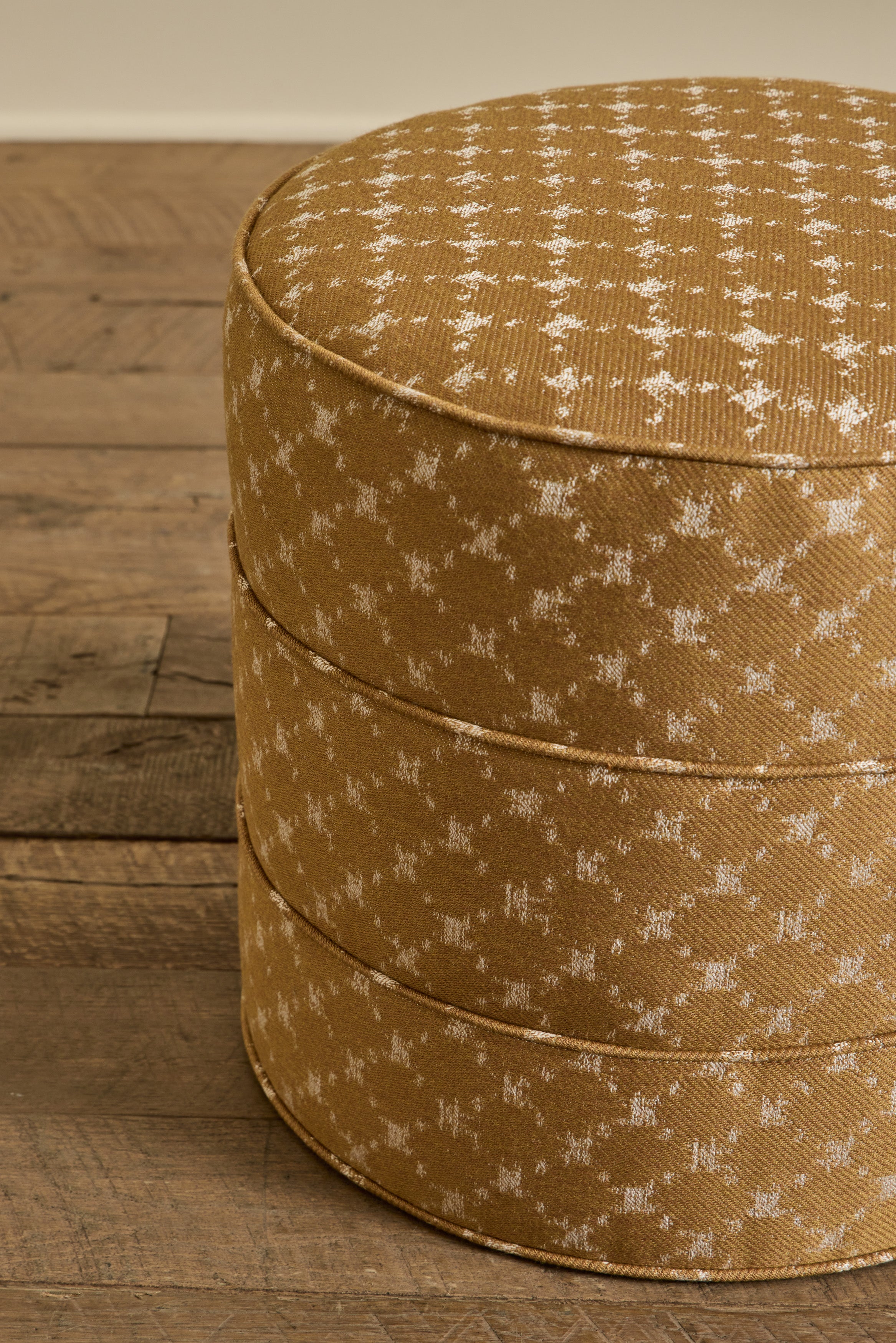 Outdoor Hassock, 17"