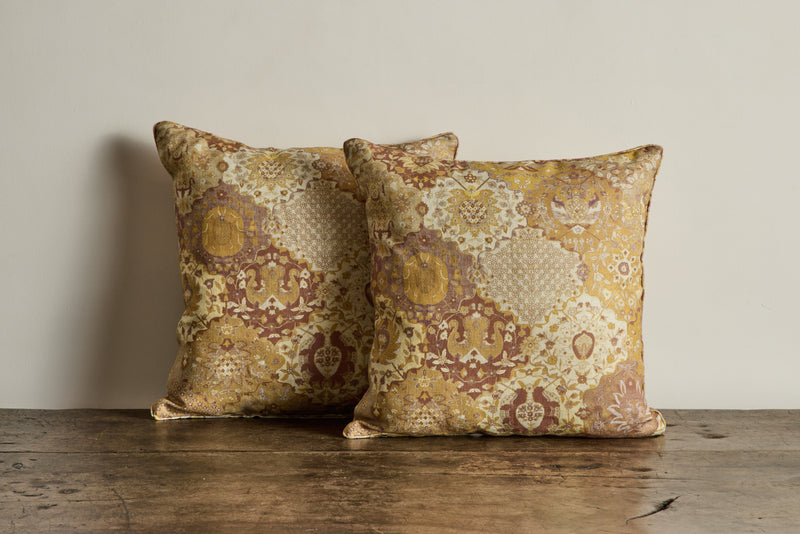 Linen Pillow in Caspar, Ginger