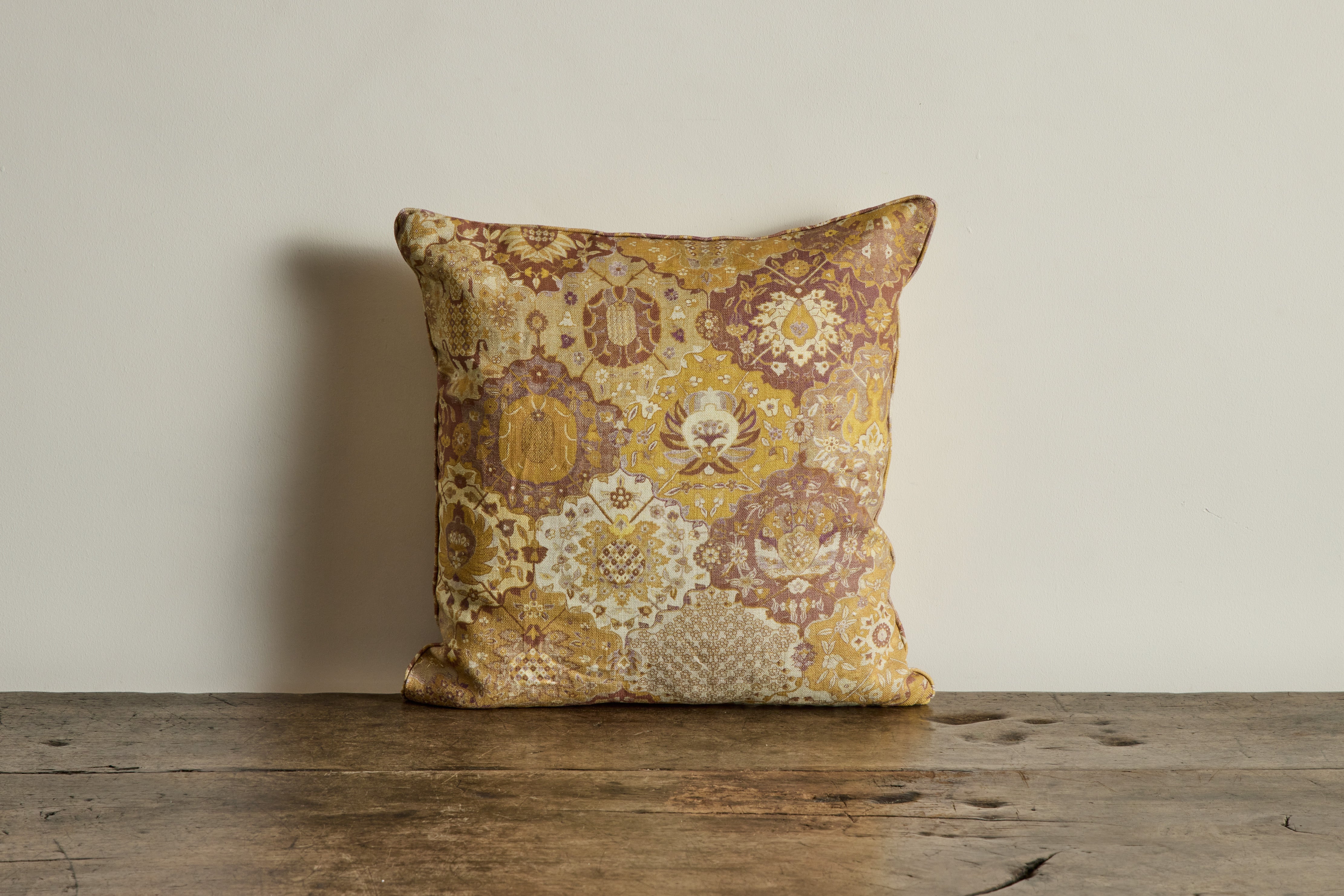 Linen Pillow in Caspar, Ginger