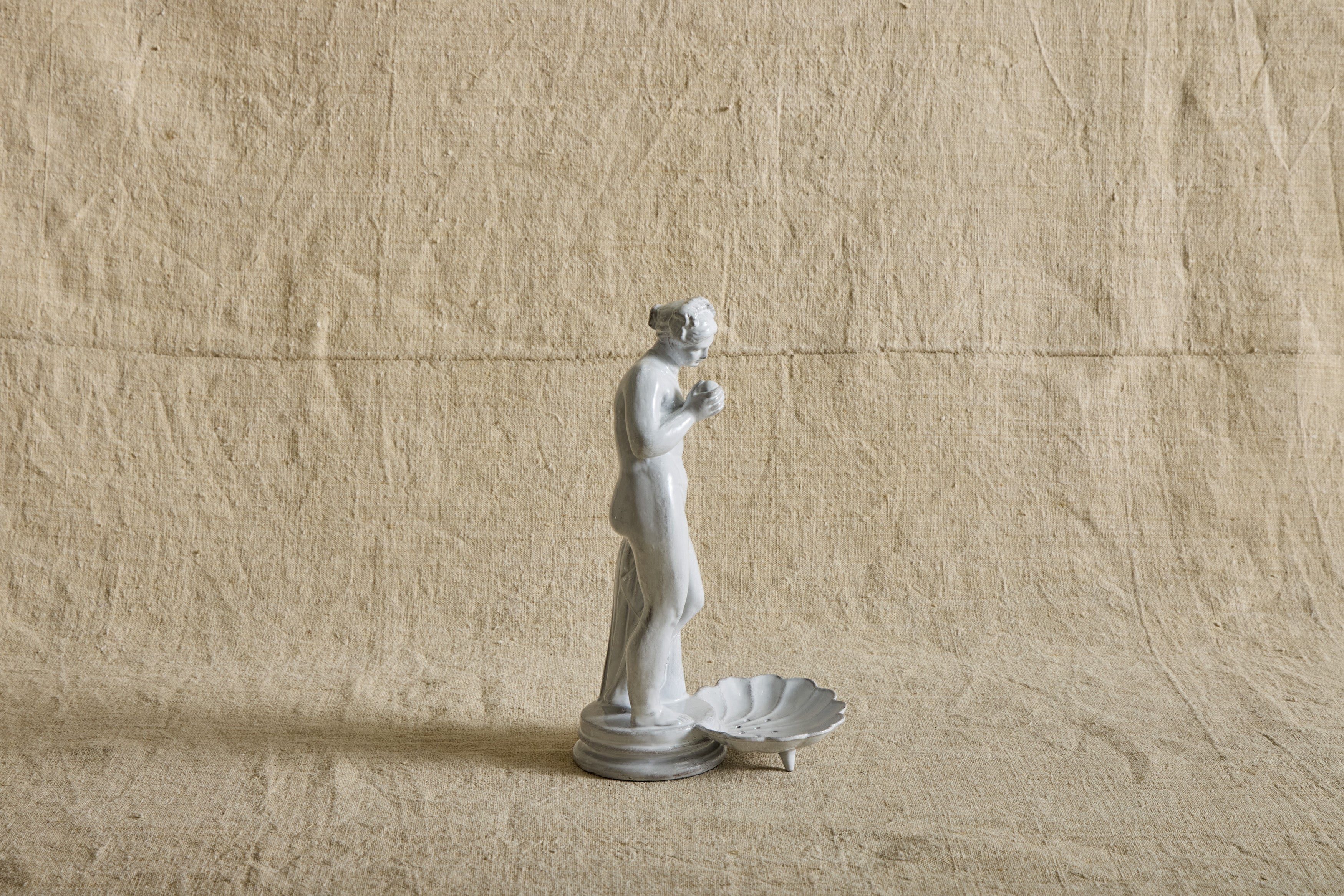 Baigneuse Soap Dish