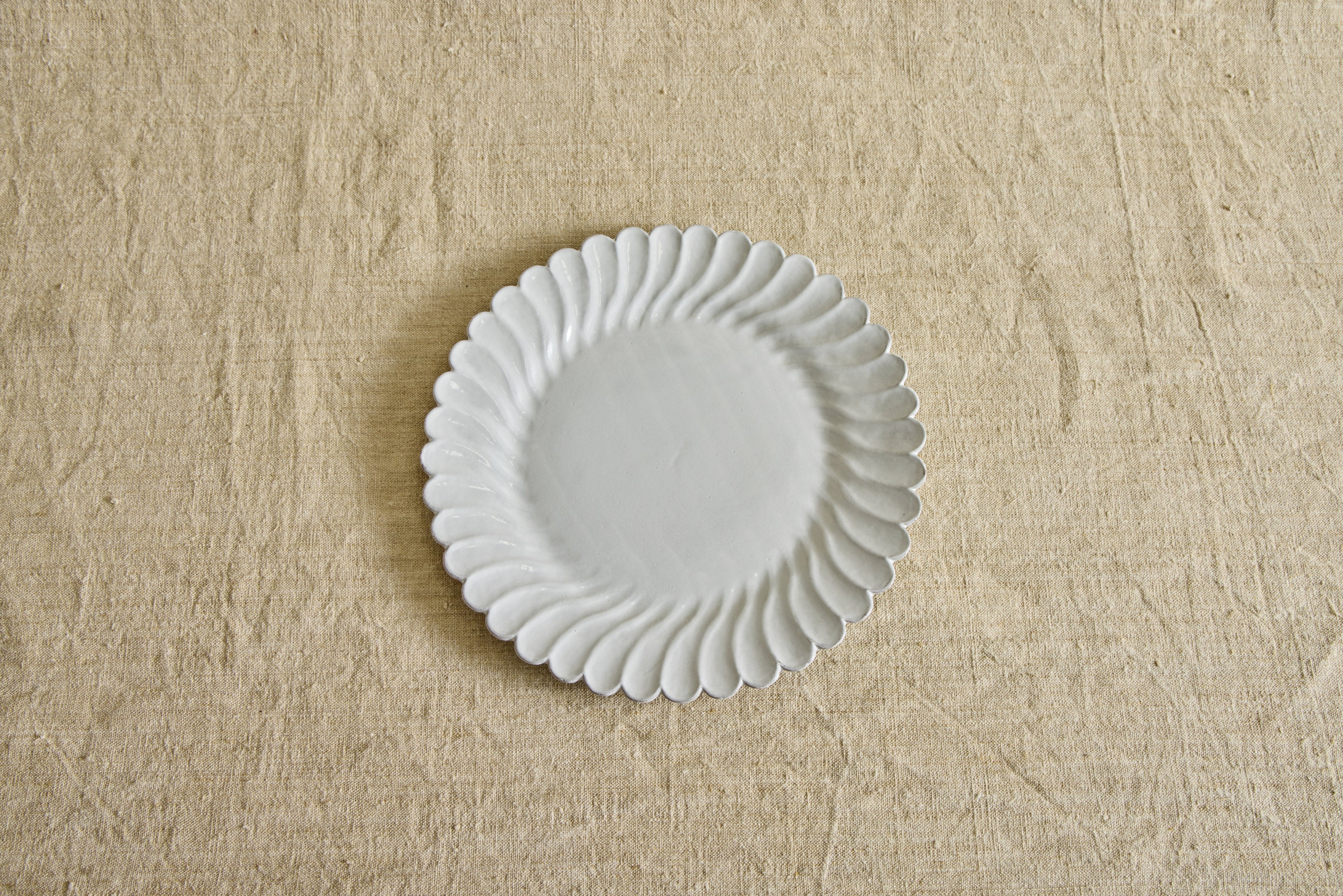 Large Peggy Dinner Plate
