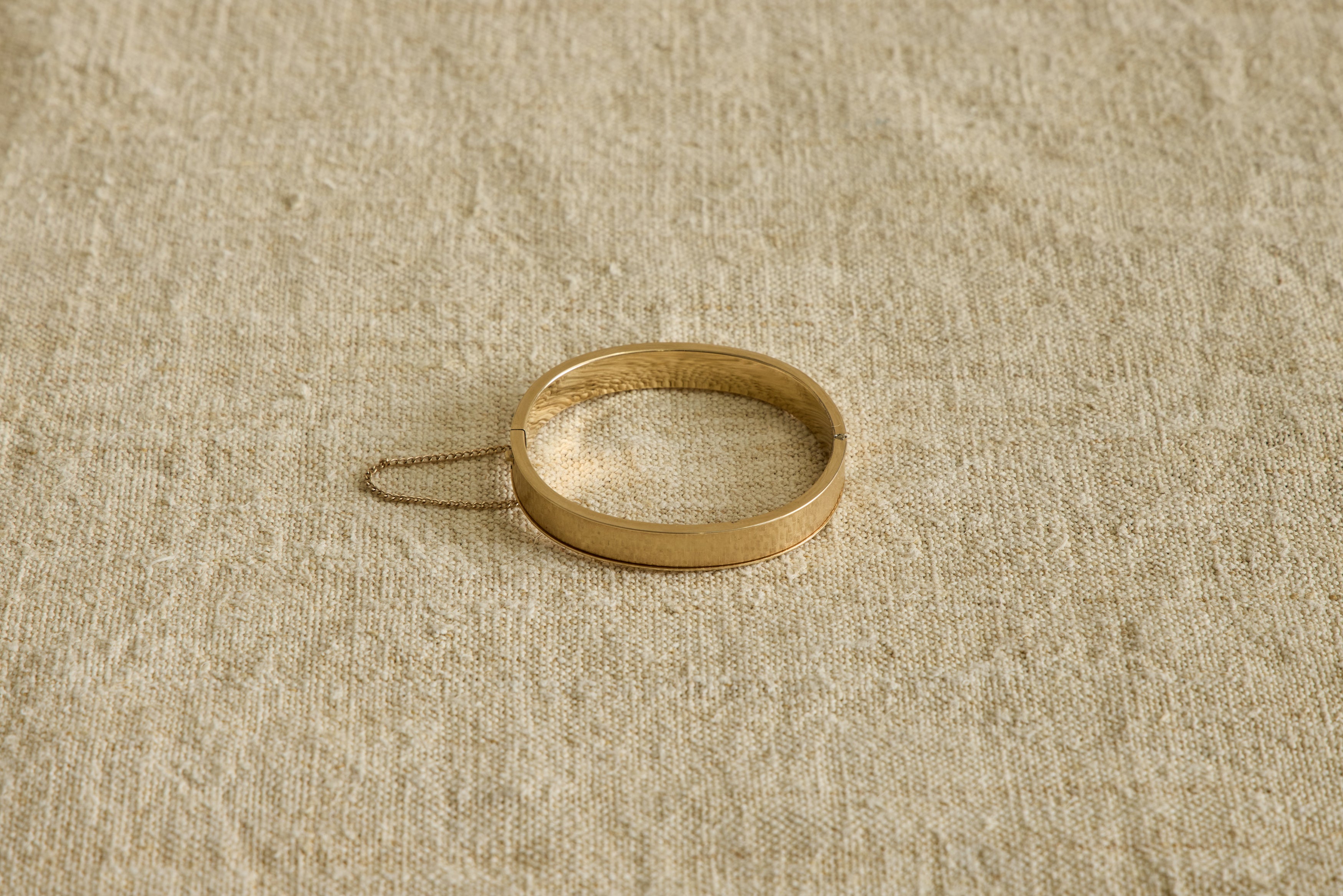 1950s Florentine Finish Hinge Bracelet