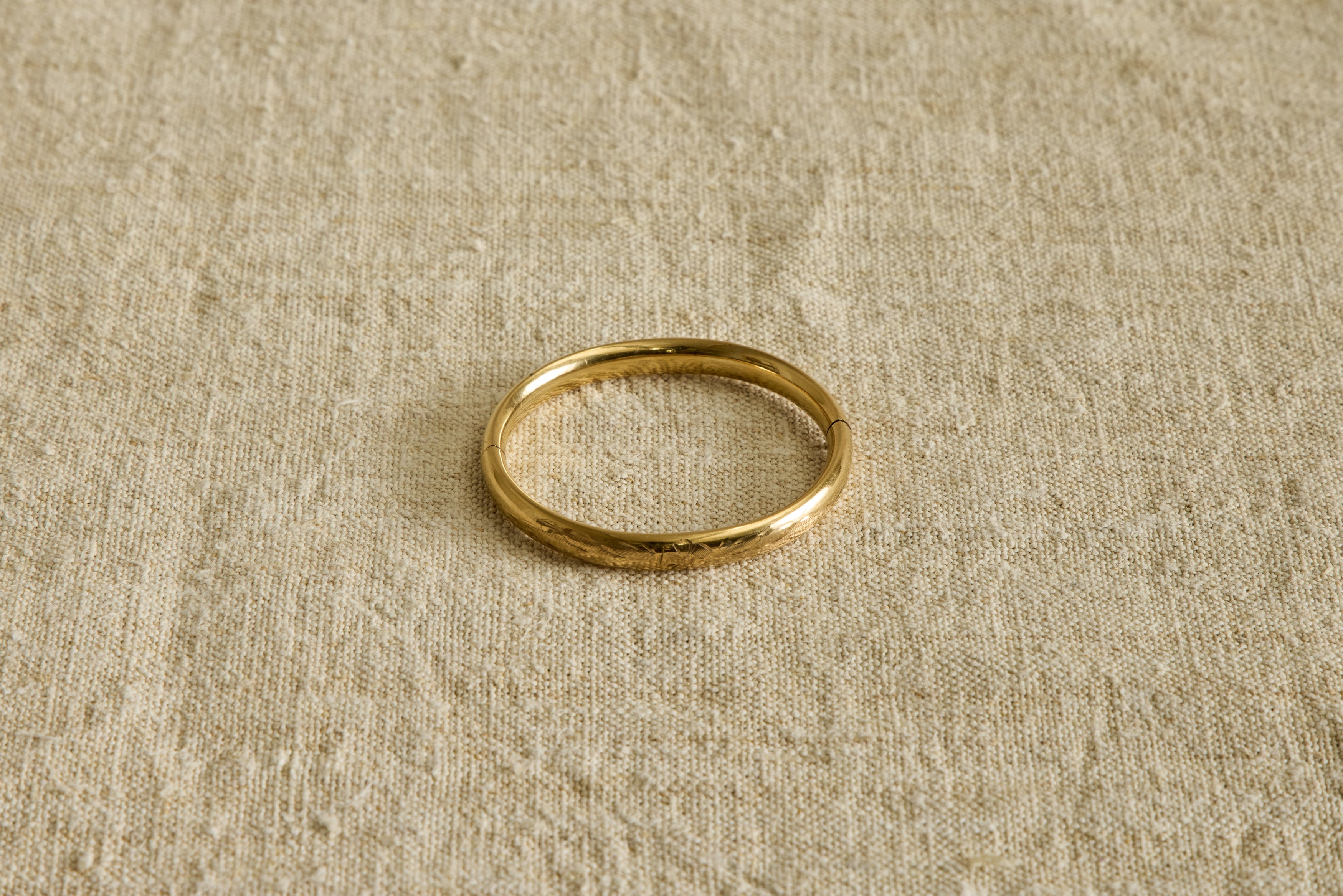 Early 20th Century Etched Floral Hinge Bracelet