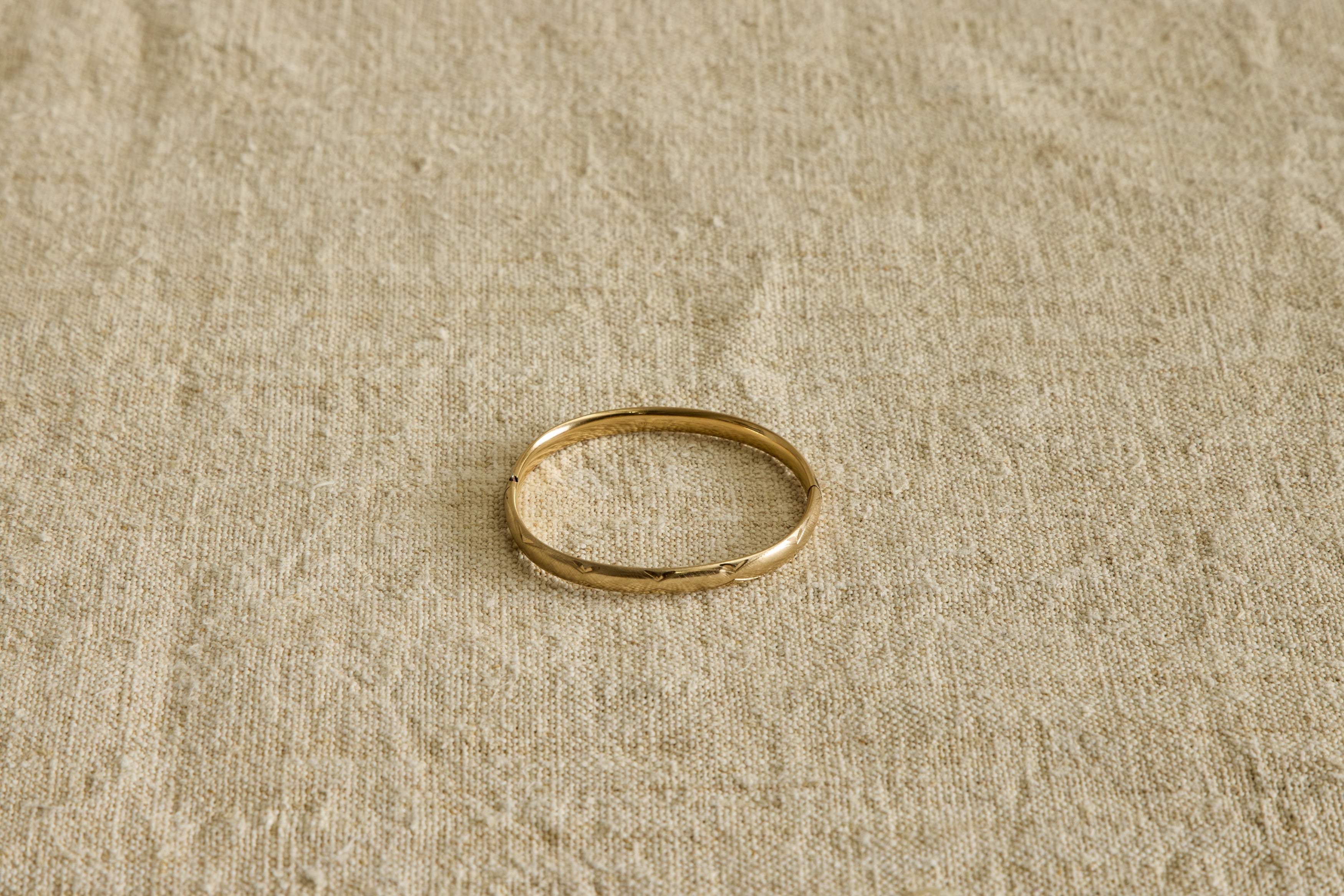 1940s Star Etched Bangle
