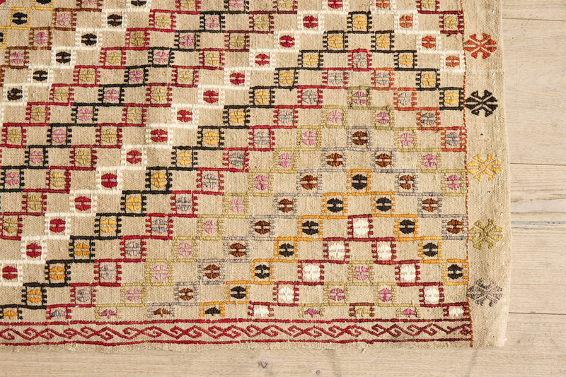 Adana Jijim Rug 6’ X 10’4”