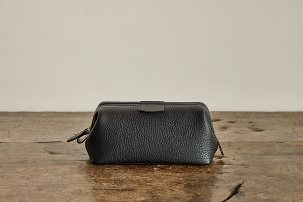 Black Leather Travel Bag, Medium