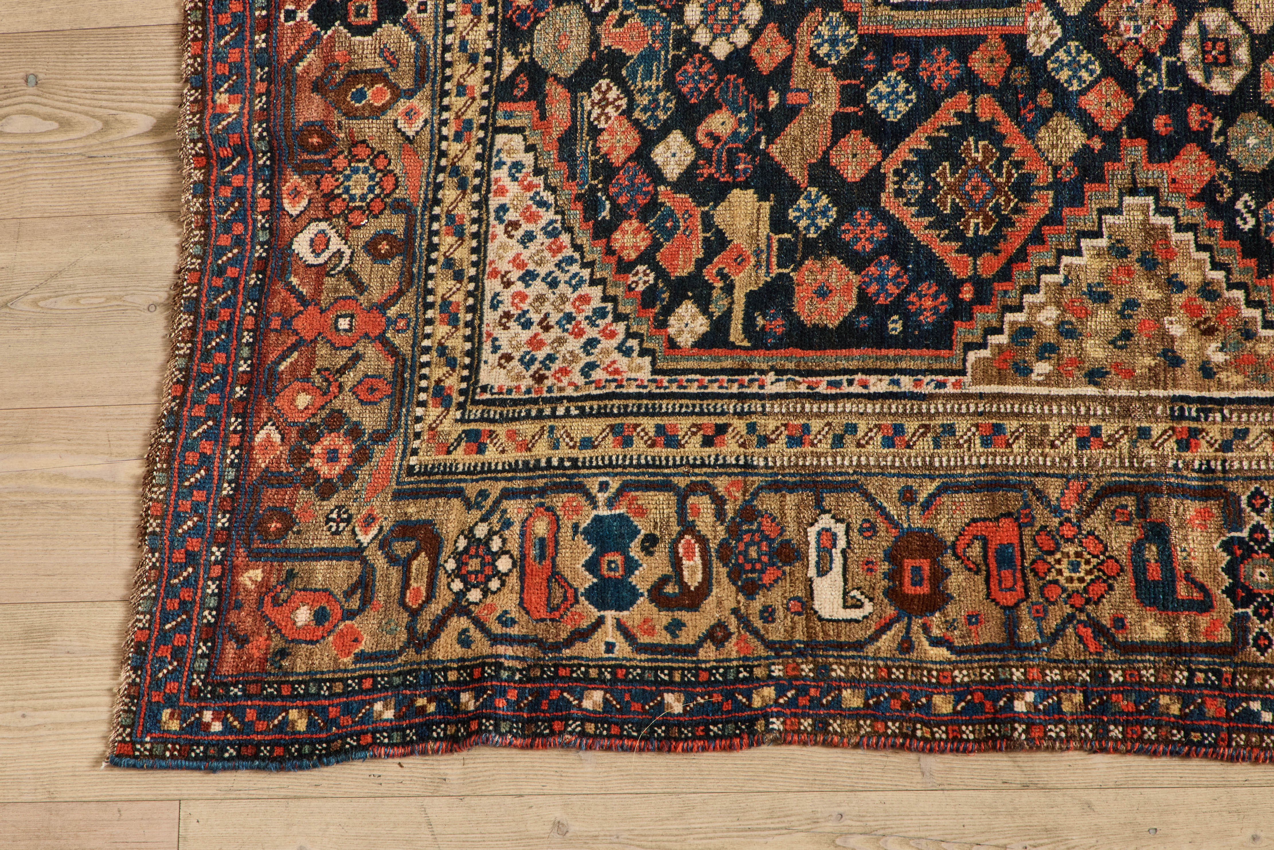 Colorful Shiraz Rug 6’9 X 9’