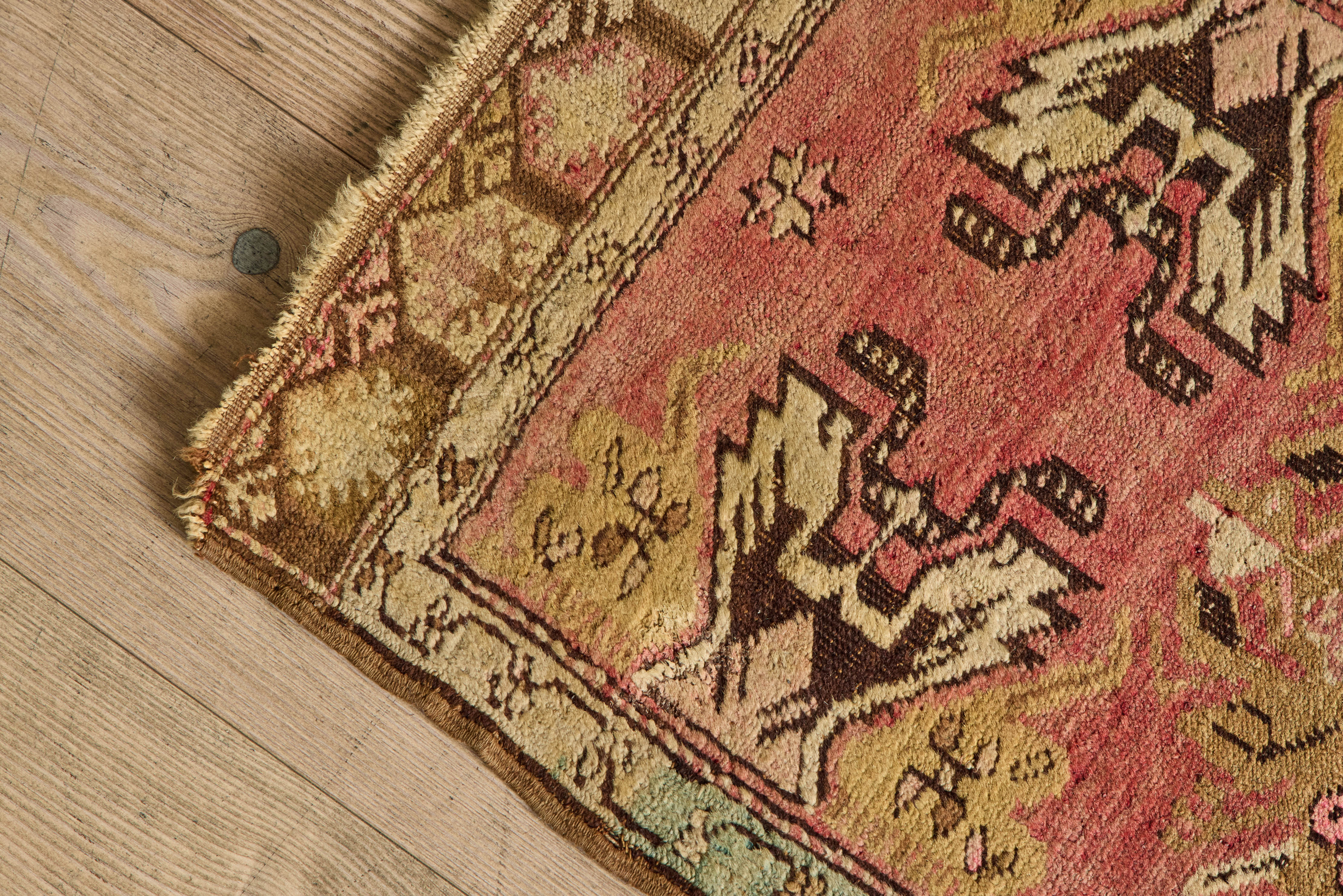 Turkish Throw Rug 1’5 X 2’11