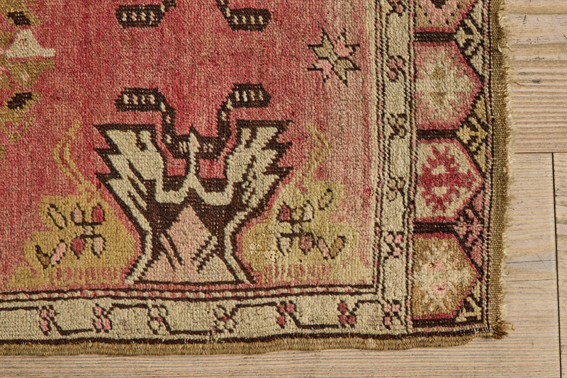 Turkish Throw Rug 1’5 X 2’11