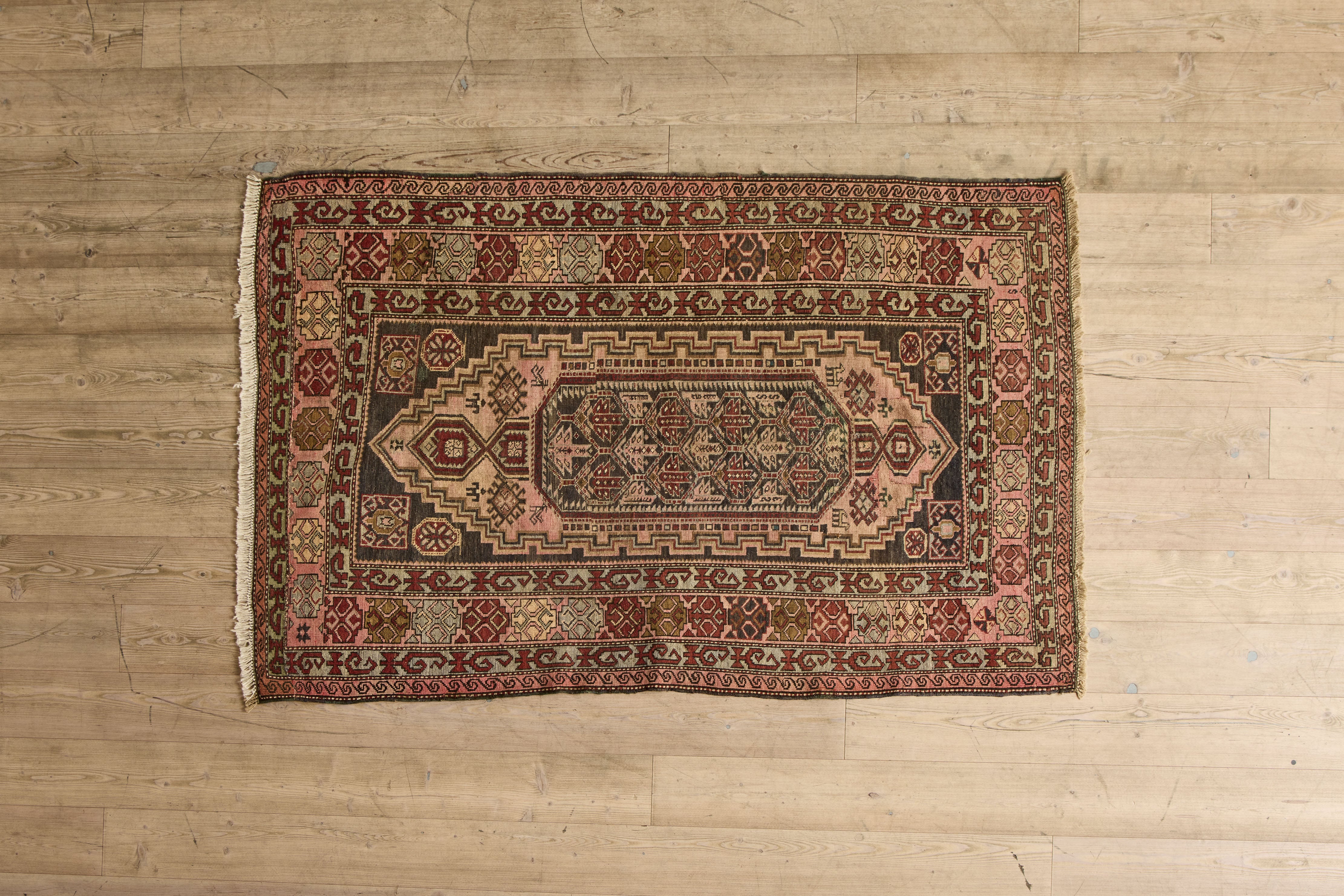 Brown & Blush Tribal Rug 4’8 X 7’