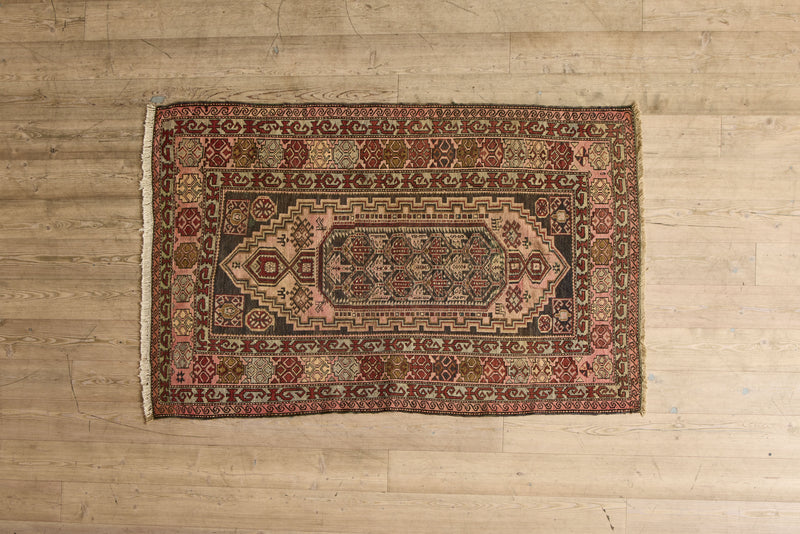 Brown & Blush Tribal Rug 4’8 X 7’