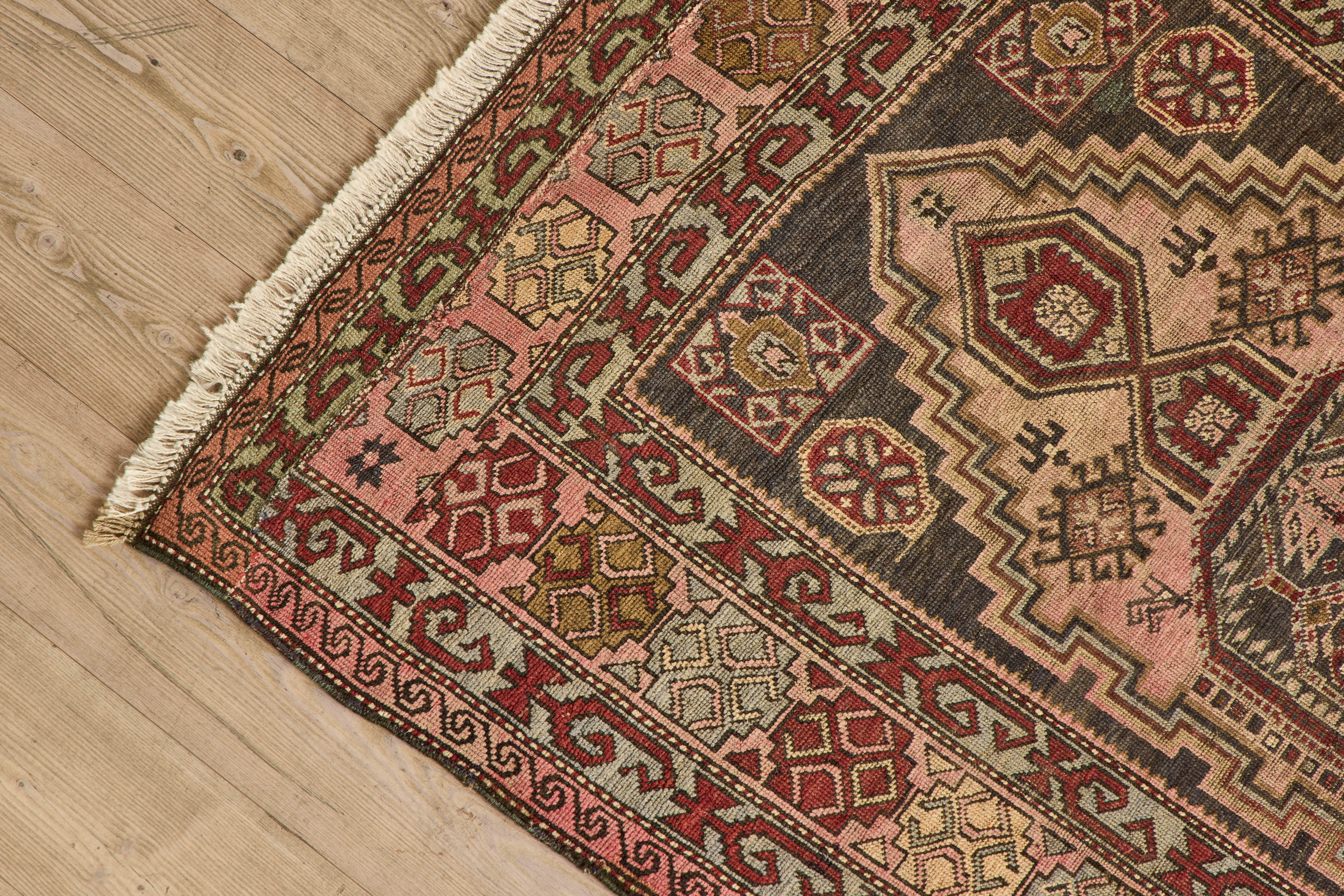 Brown & Blush Tribal Rug 4’8 X 7’