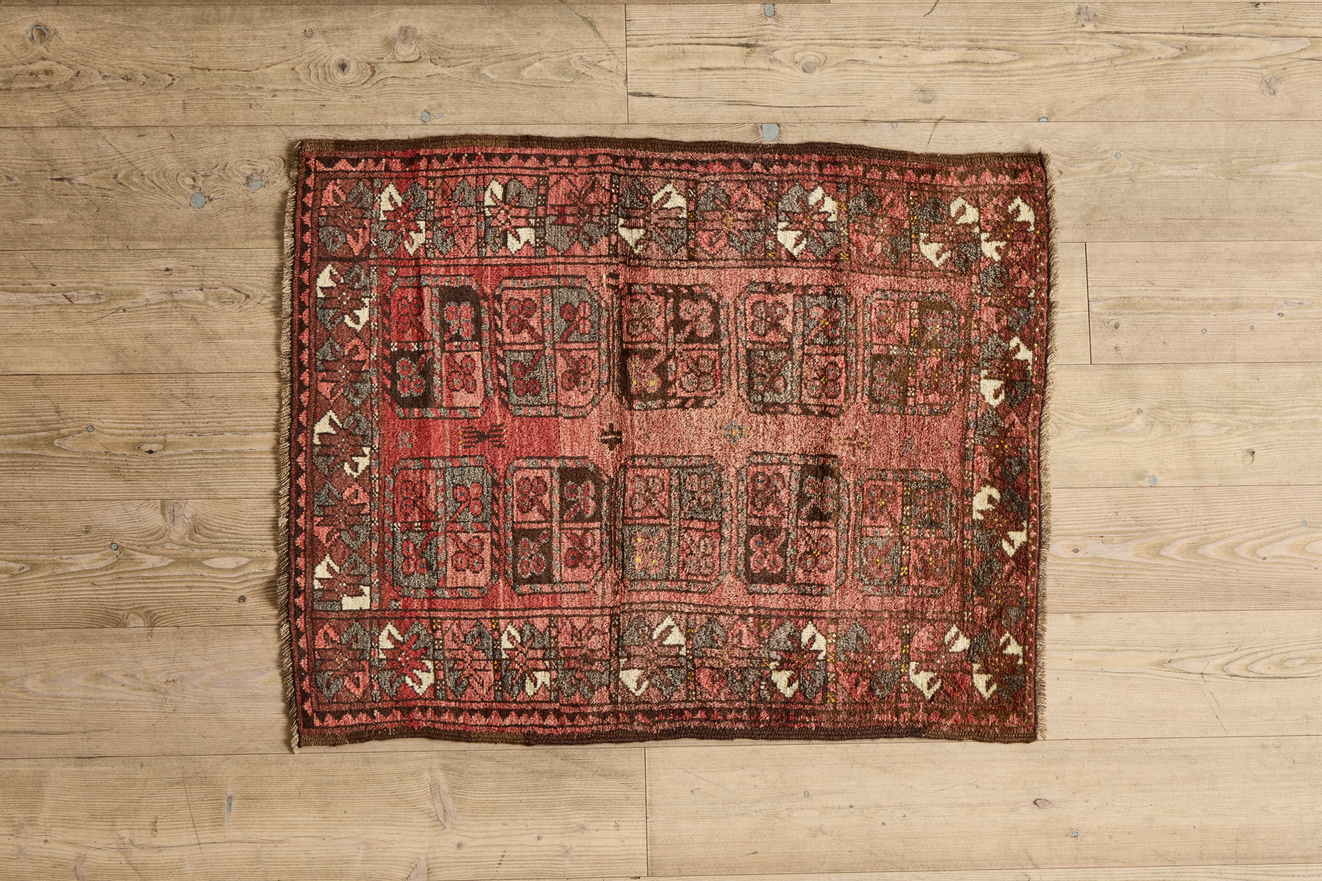 Geometric Baluch Throw Rug 3’ X 3’9