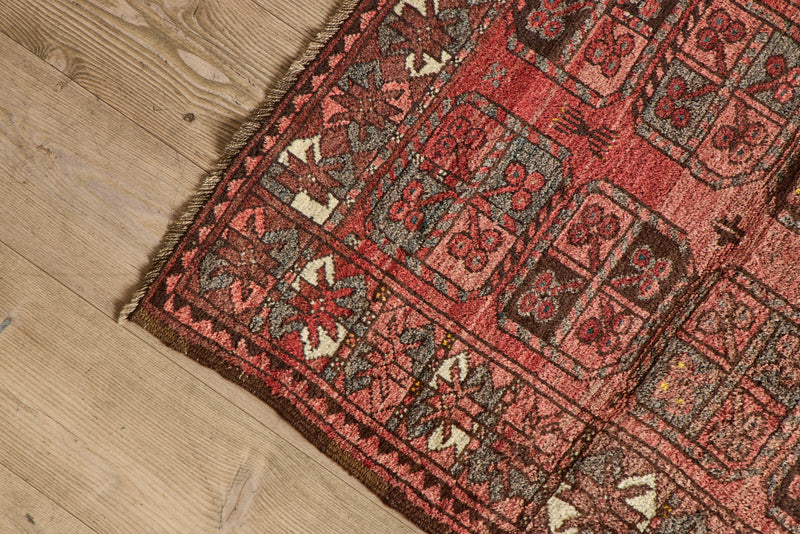 Geometric Baluch Throw Rug 3’ X 3’9