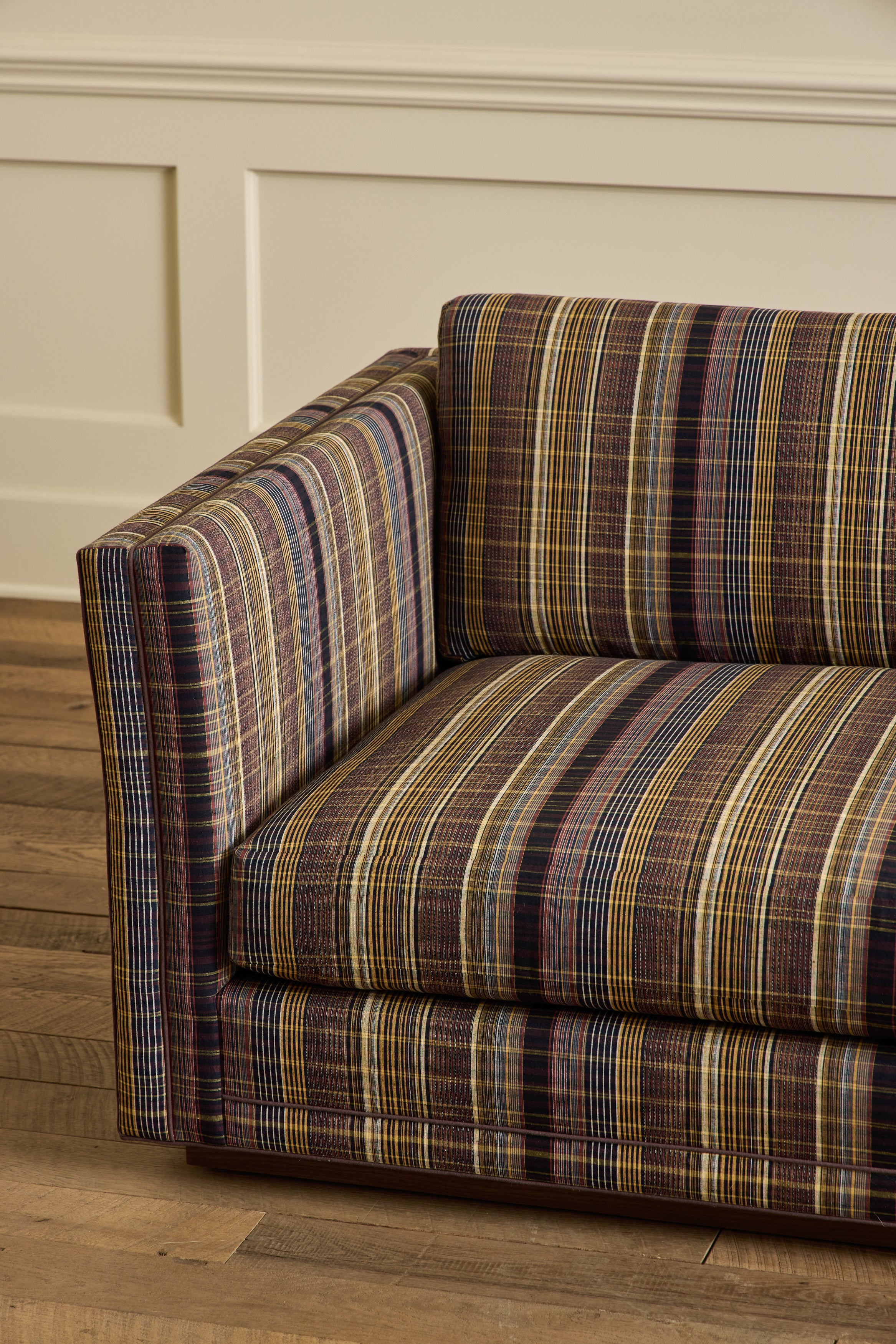 Modern Sofa, 90"