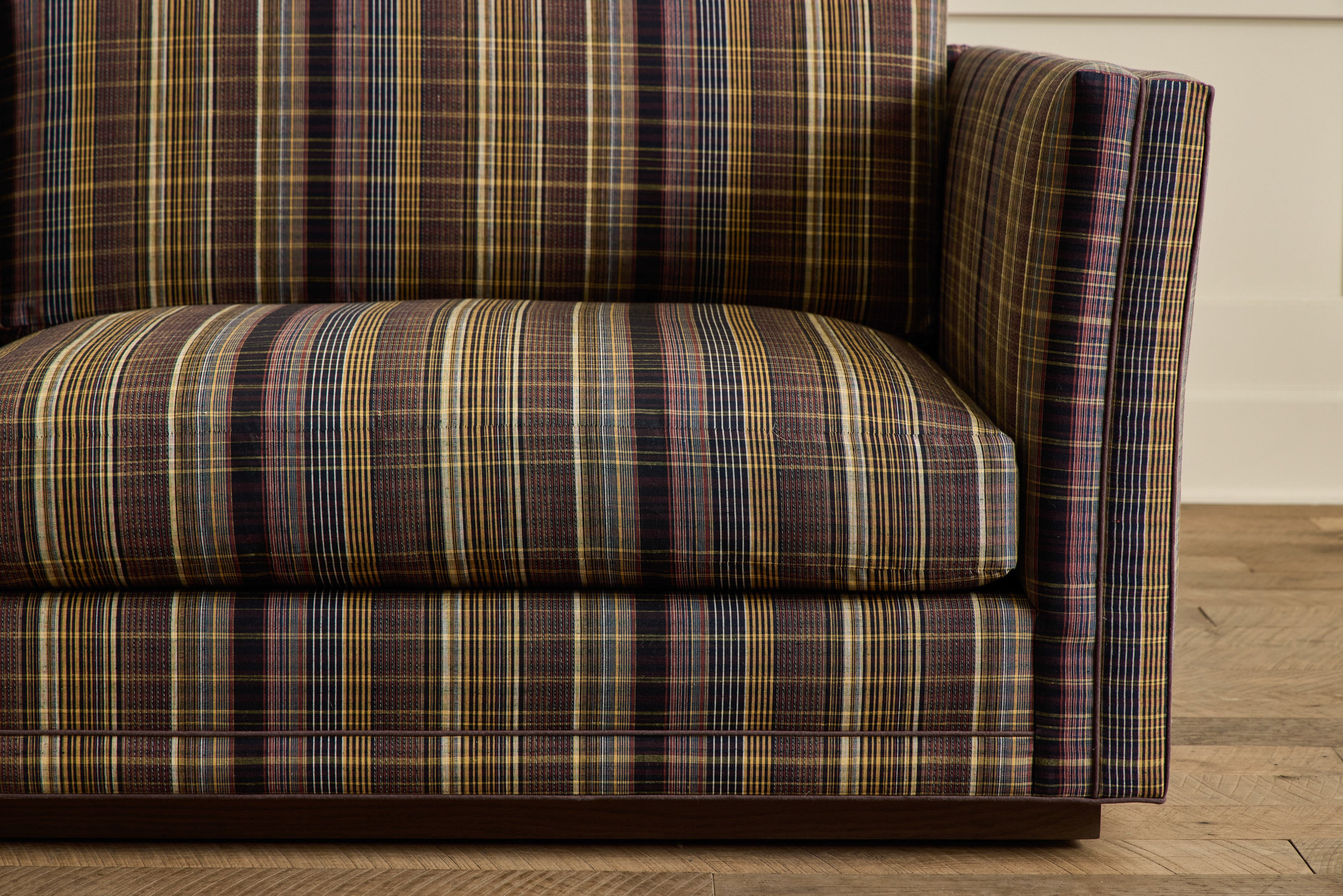 Modern Sofa, 90"