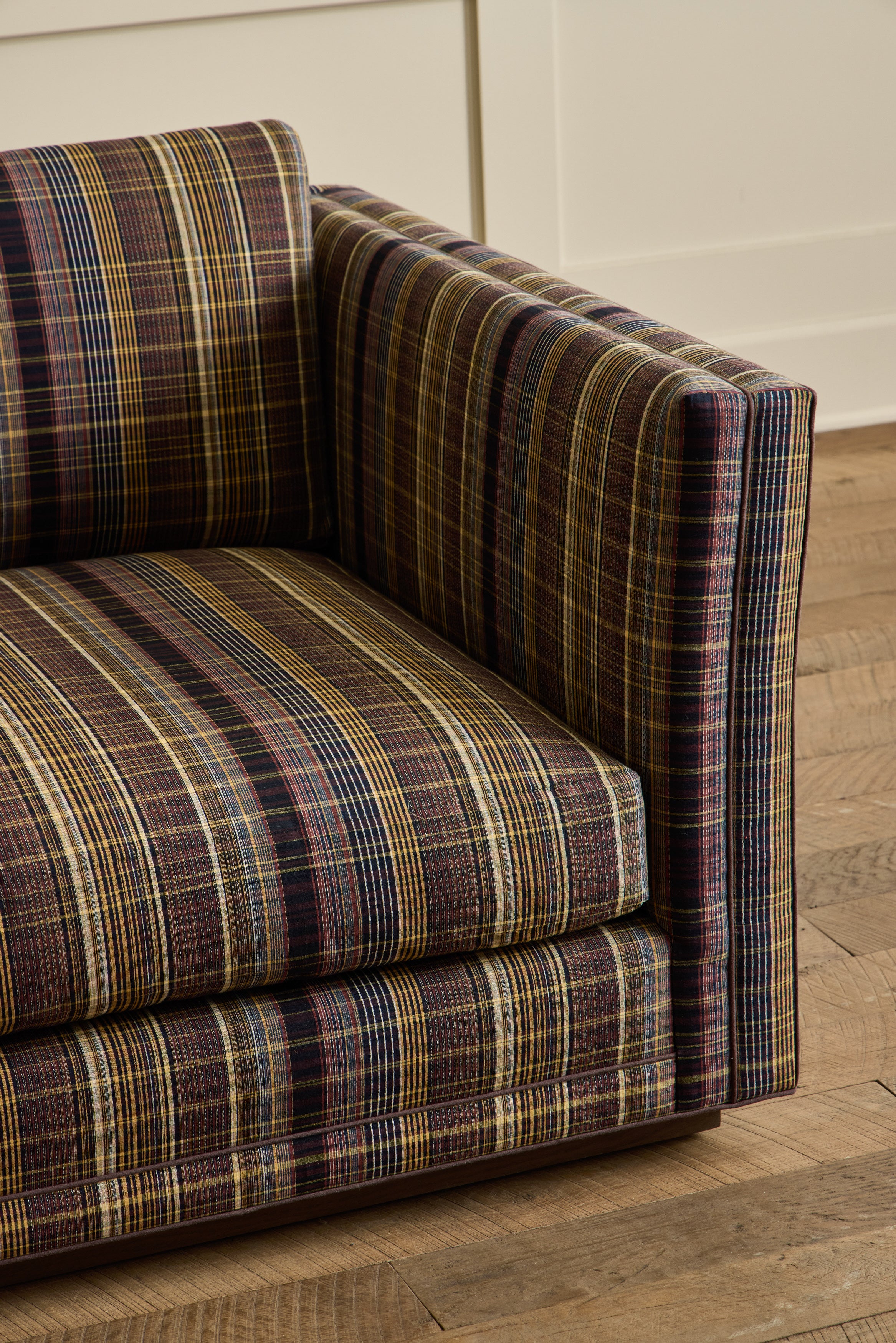 Modern Sofa, 90"