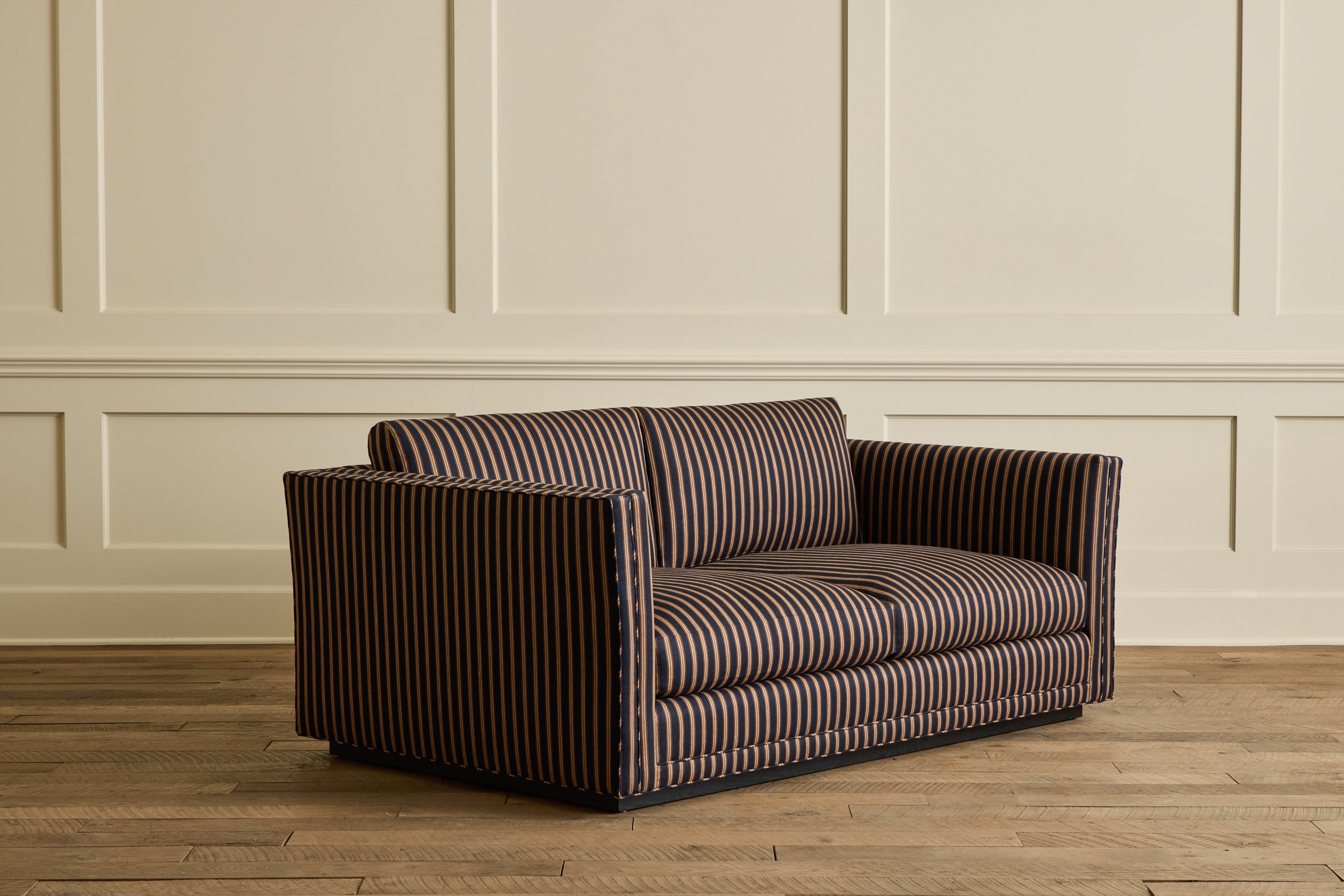 Modern Sofa, 72"