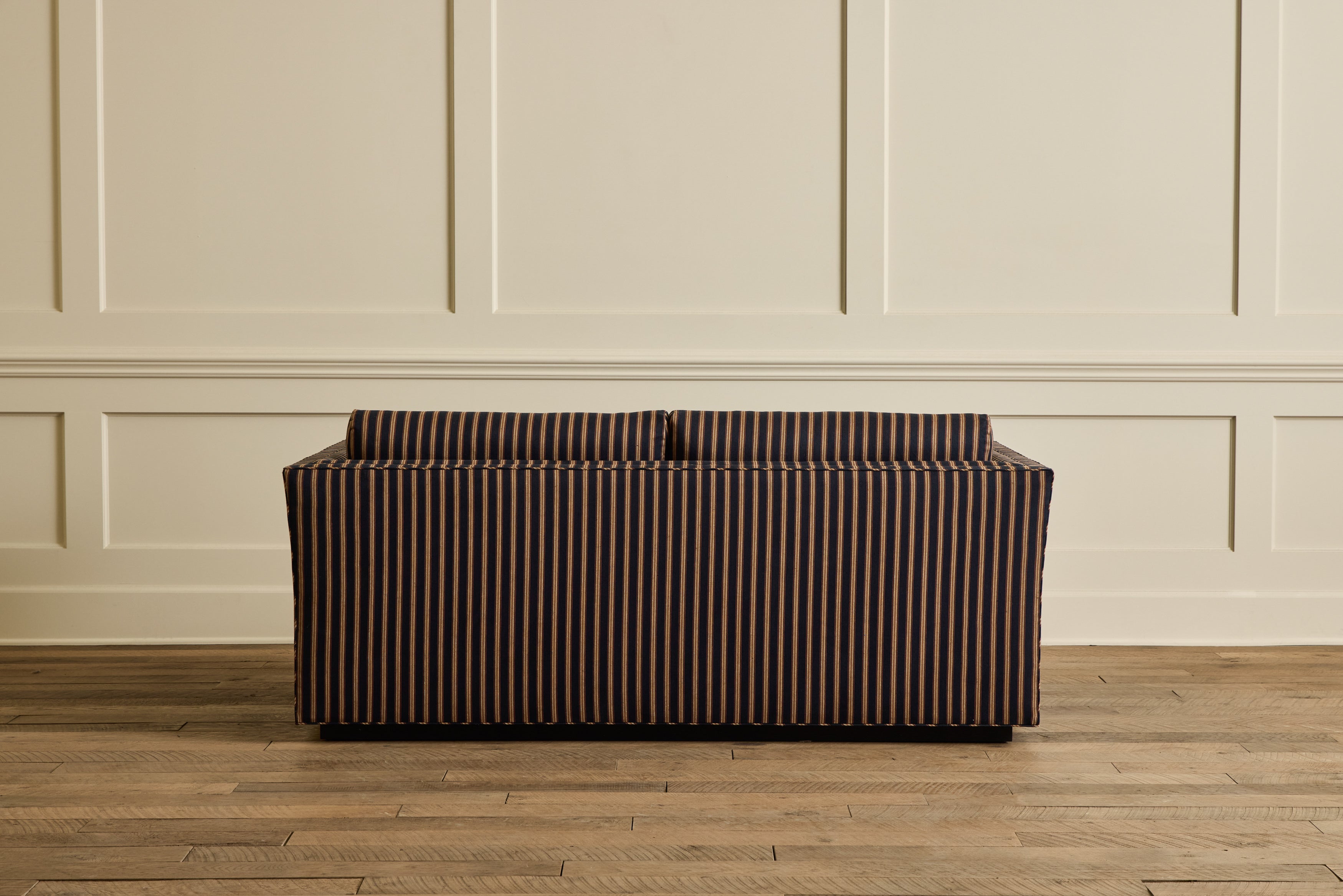 Modern Sofa, 72"
