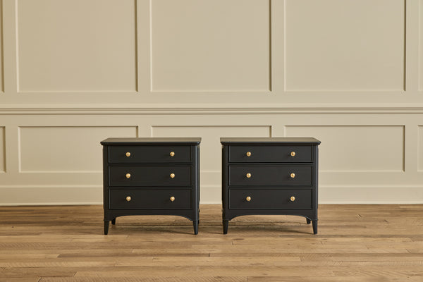 Heirloom Nightstand, 28"