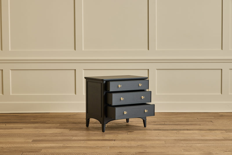 Heirloom Nightstand, 28"