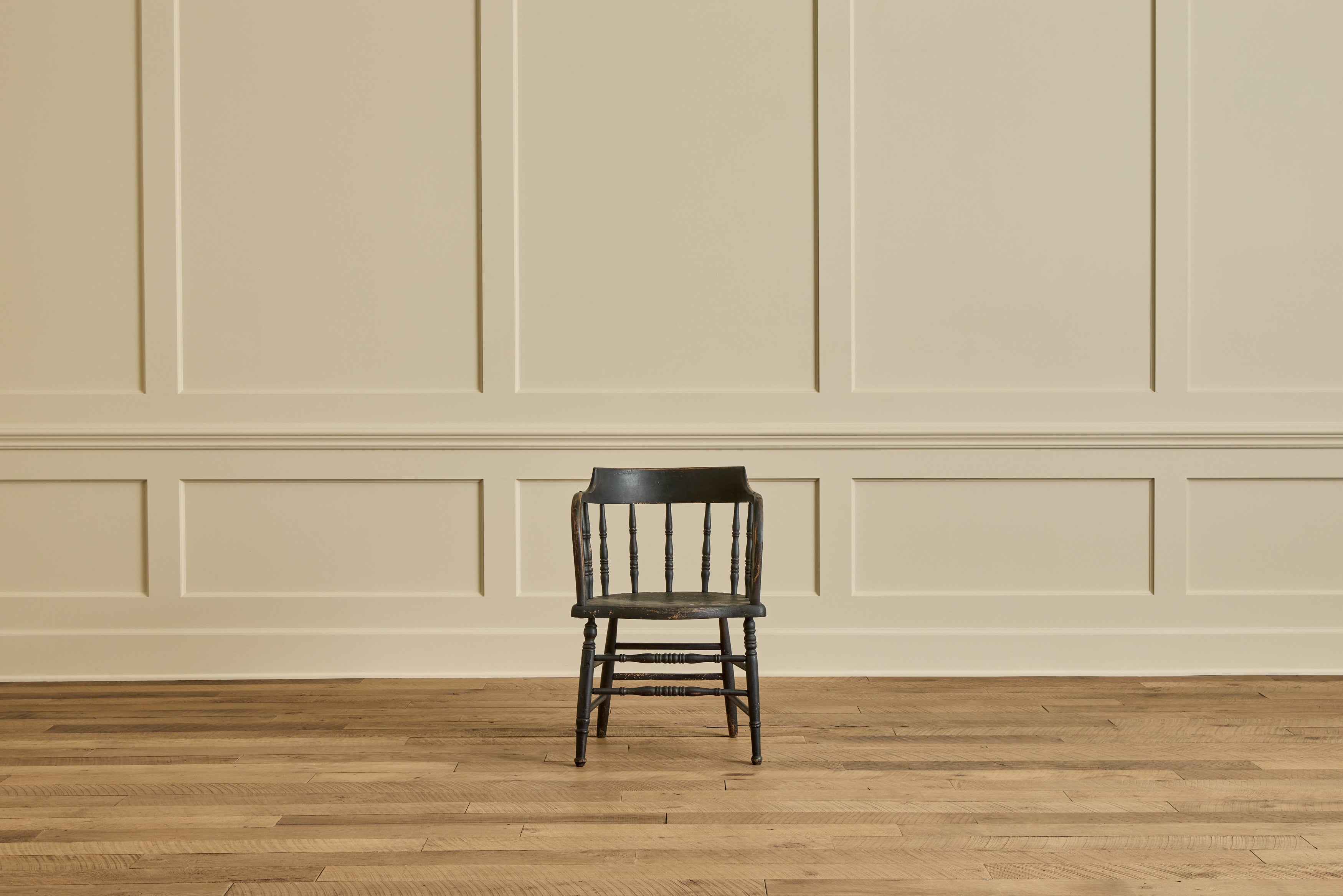 Set of 6 Spindle Back Chairs