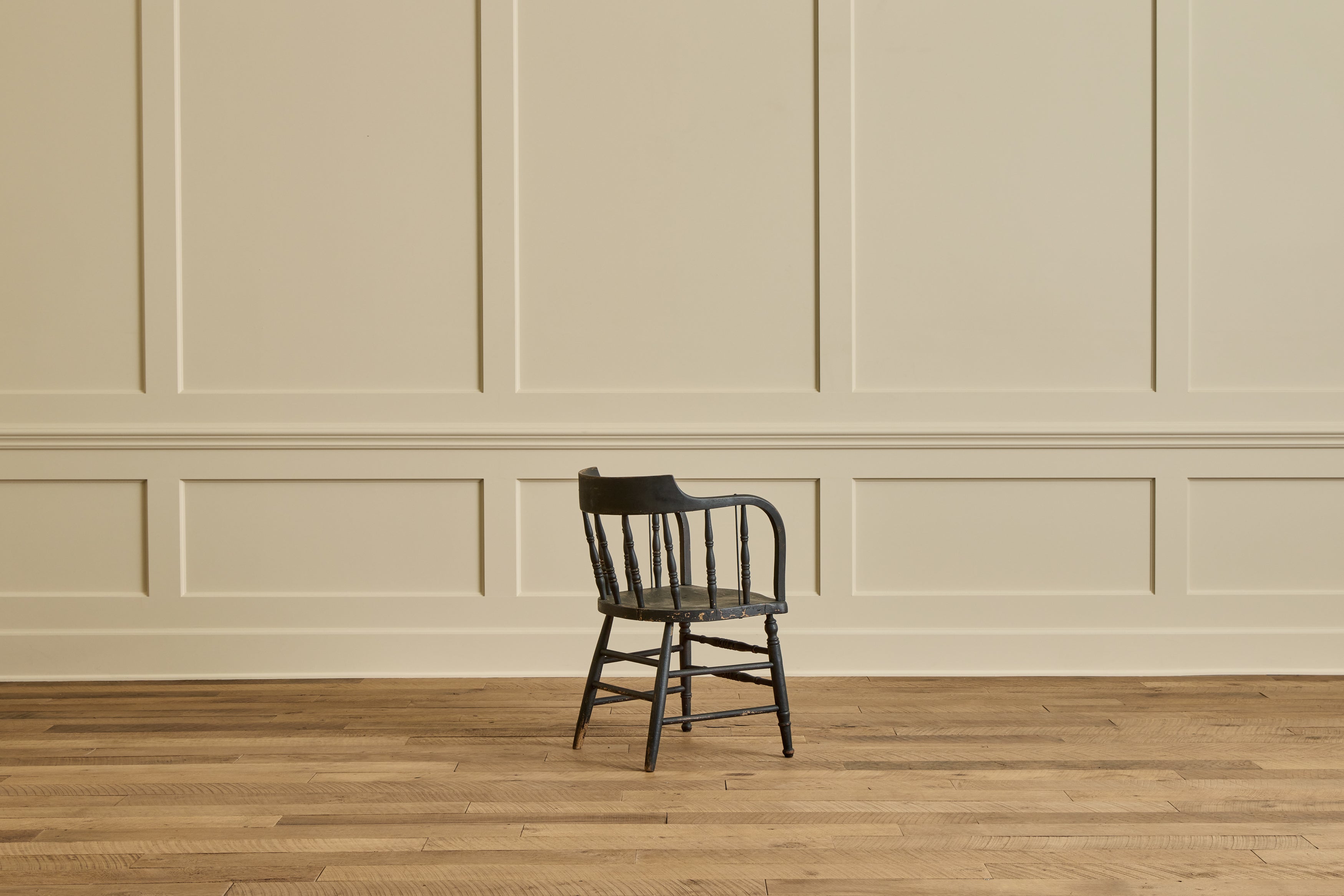 Set of 6 Spindle Back Chairs