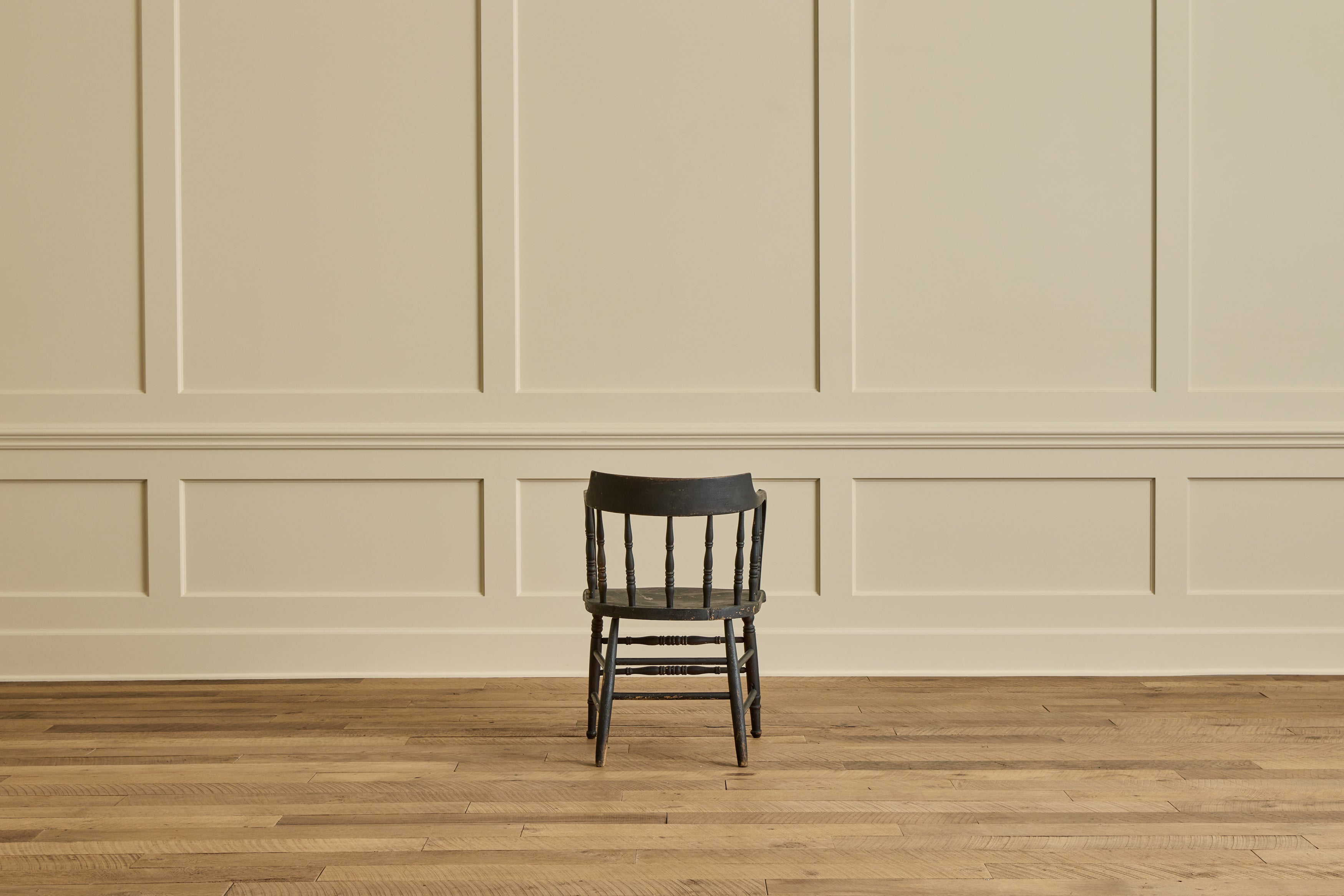 Set of 6 Spindle Back Chairs