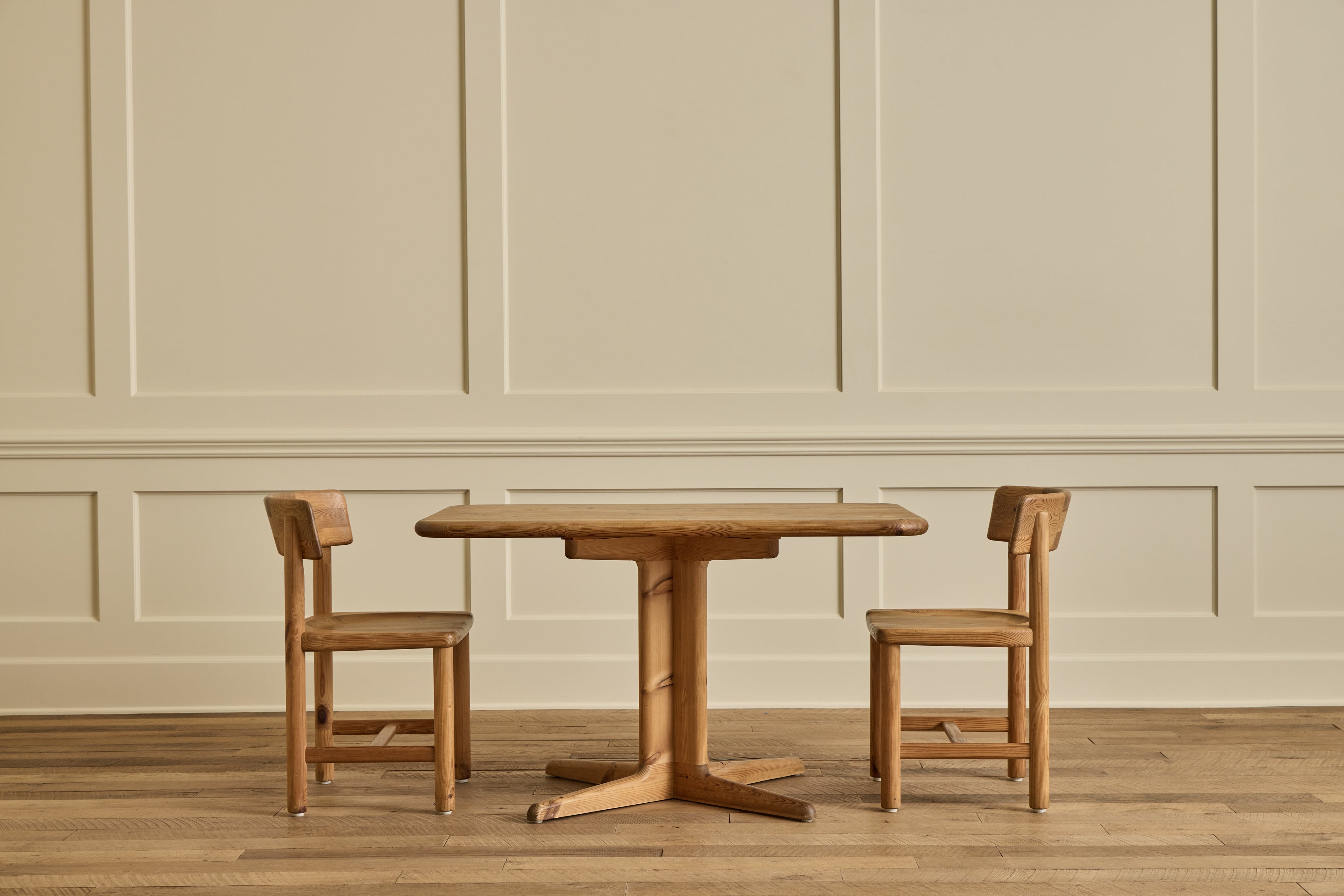 Rainer Daumiller Table & Chair Set
