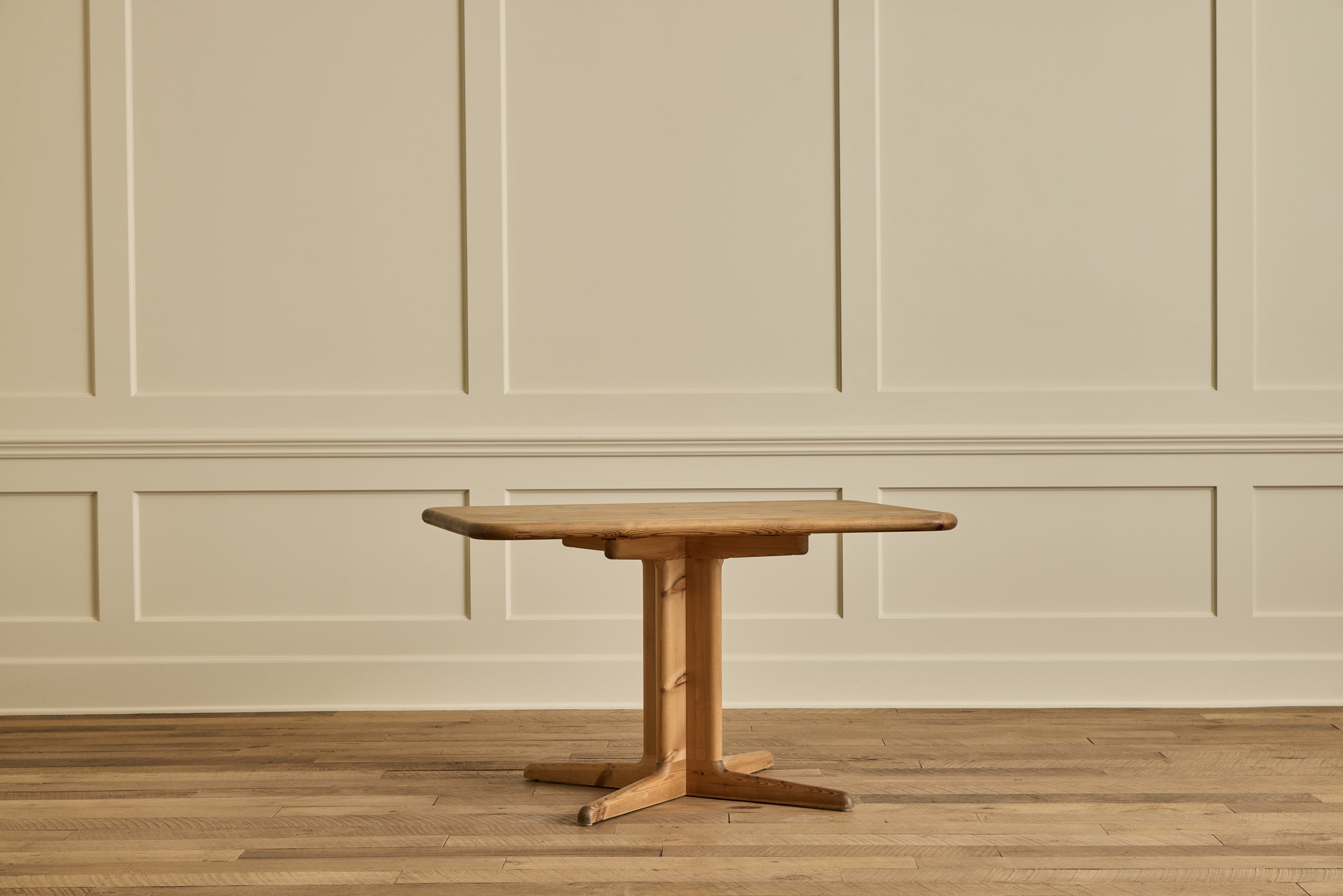 Rainer Daumiller Table & Chair Set